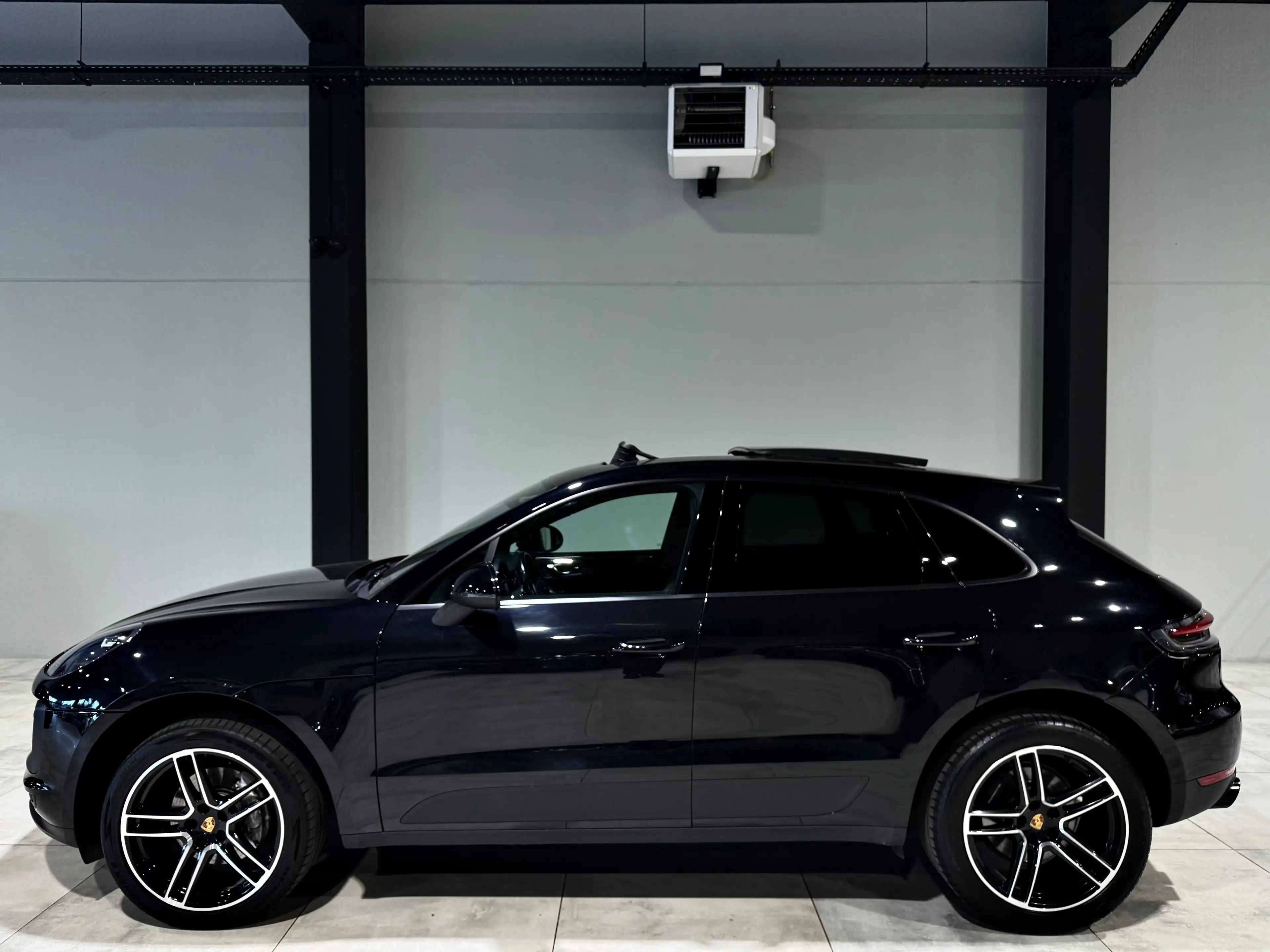 Porsche Macan 2.0i TURBO 245CV 01/2021 PANO CARPLAY CAMERRA JA20" — photo 5