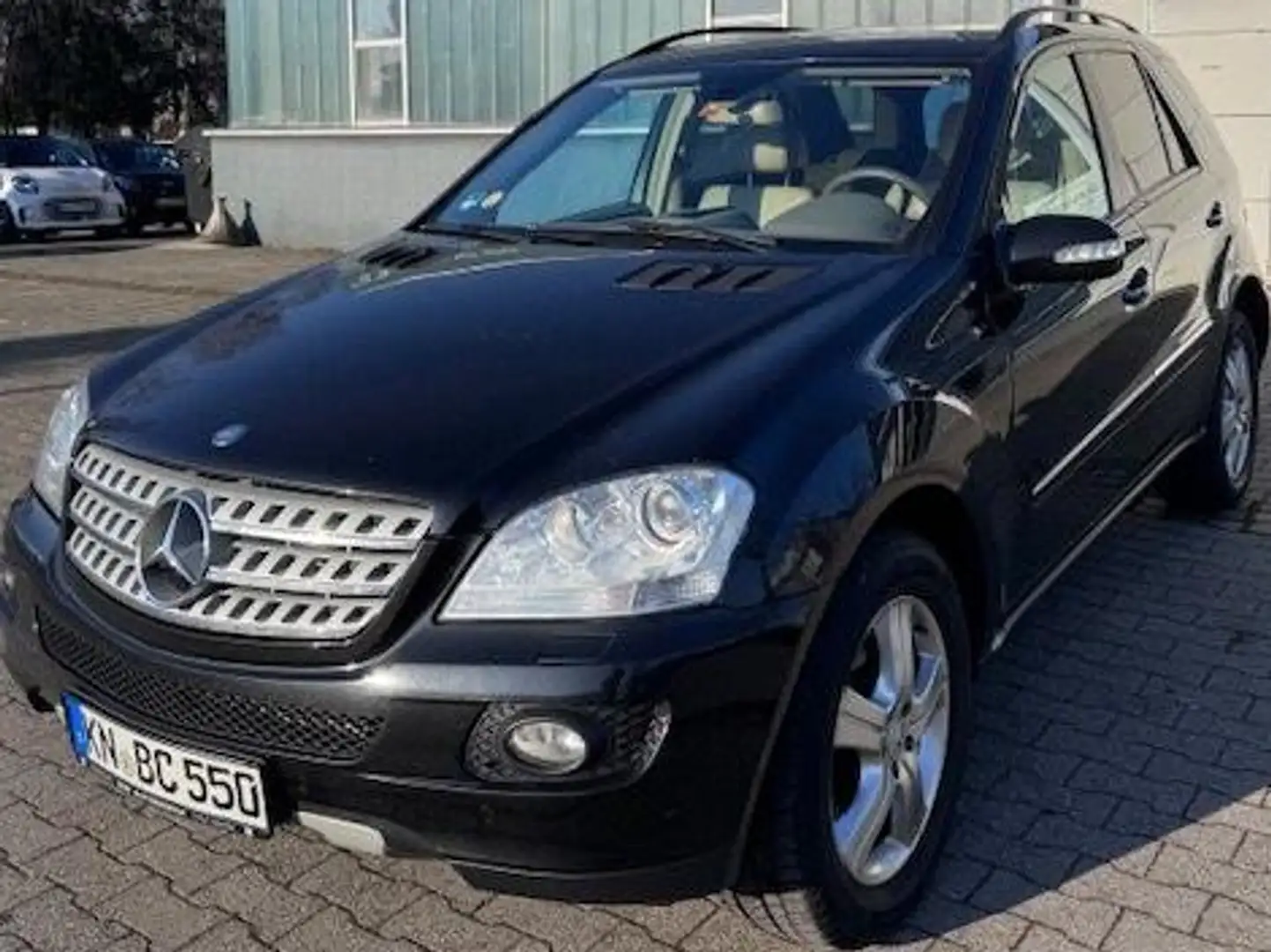 Mercedes-Benz ML 420 M-Klasse Diesel CDI 4Matic 7G-TRONIC DPF Schwarz - 1