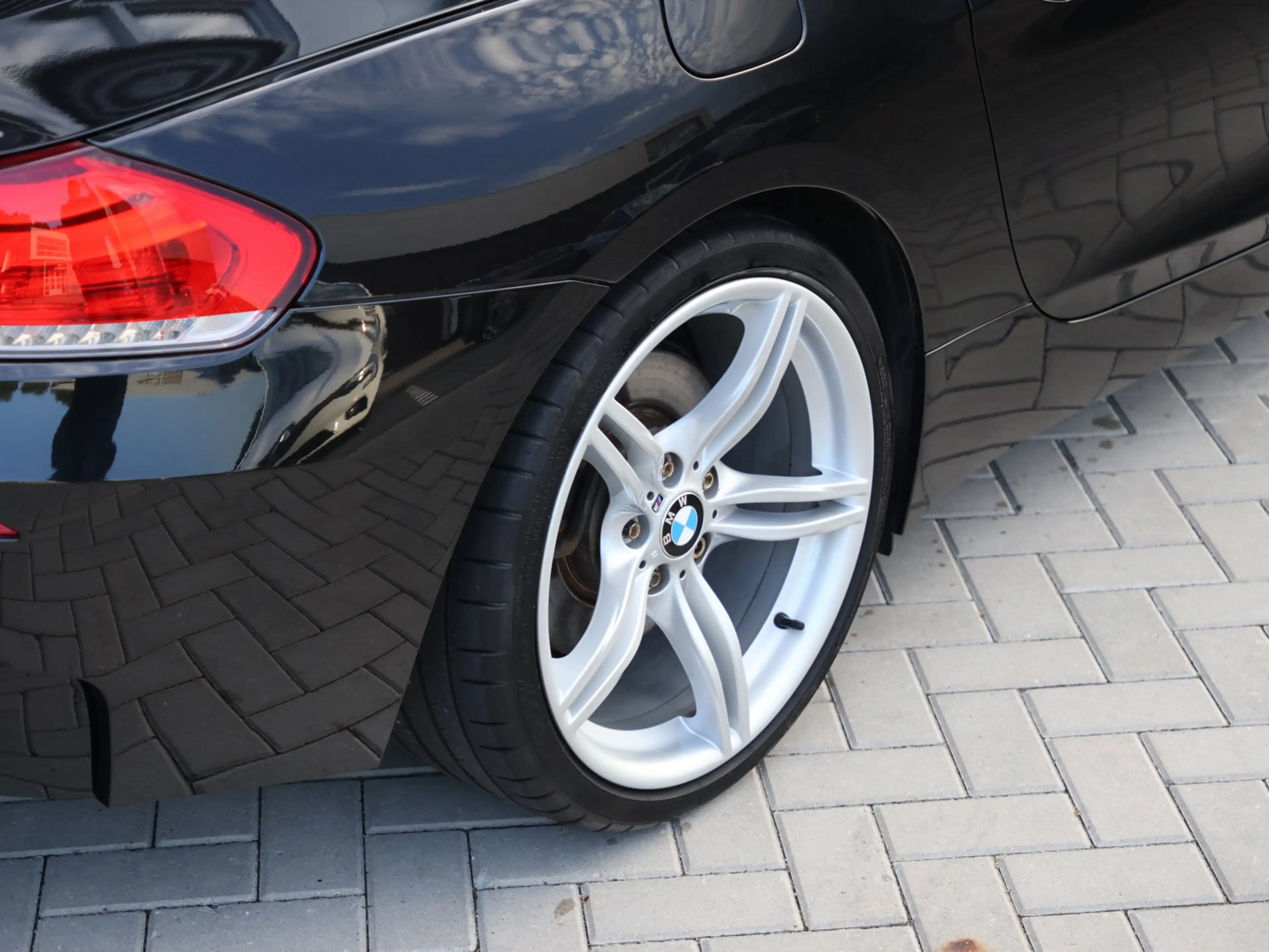 BMW Z4 Roadster SDrive35is Executive | M Sport | CarPlay — photo 39