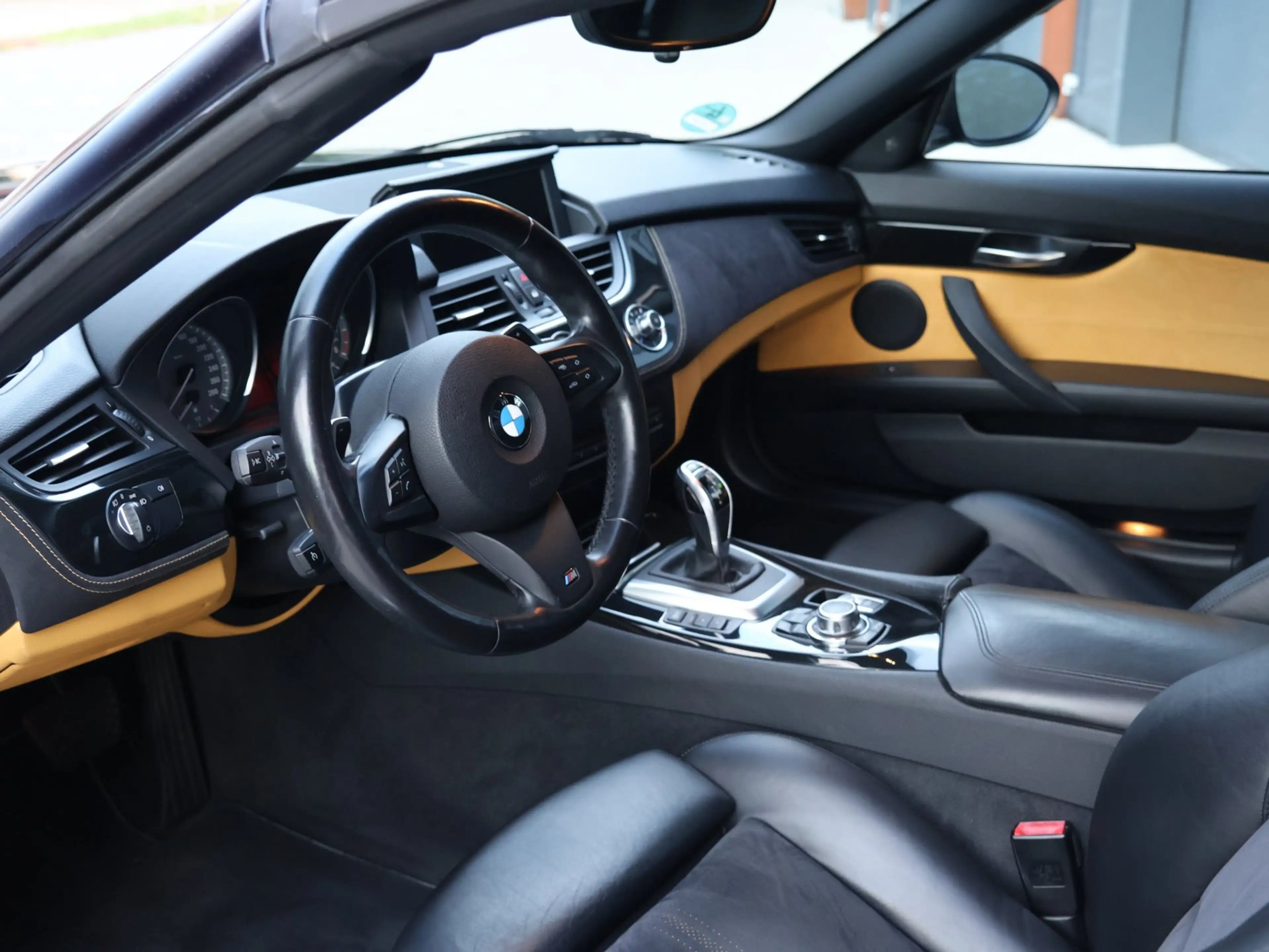 BMW Z4 Roadster SDrive35is Executive | M Sport | CarPlay — photo 14