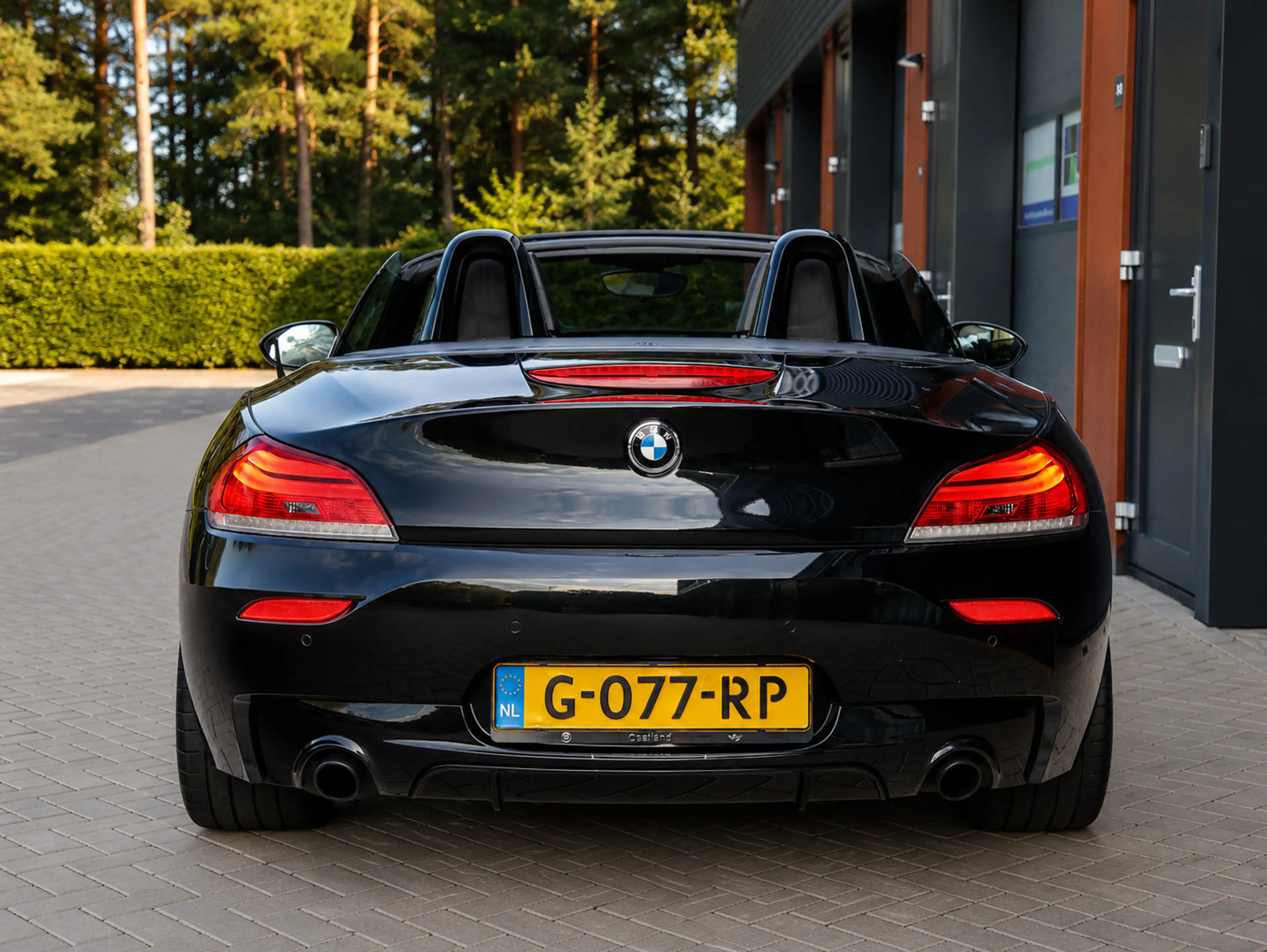 BMW Z4 Roadster SDrive35is Executive | M Sport | CarPlay — photo 10