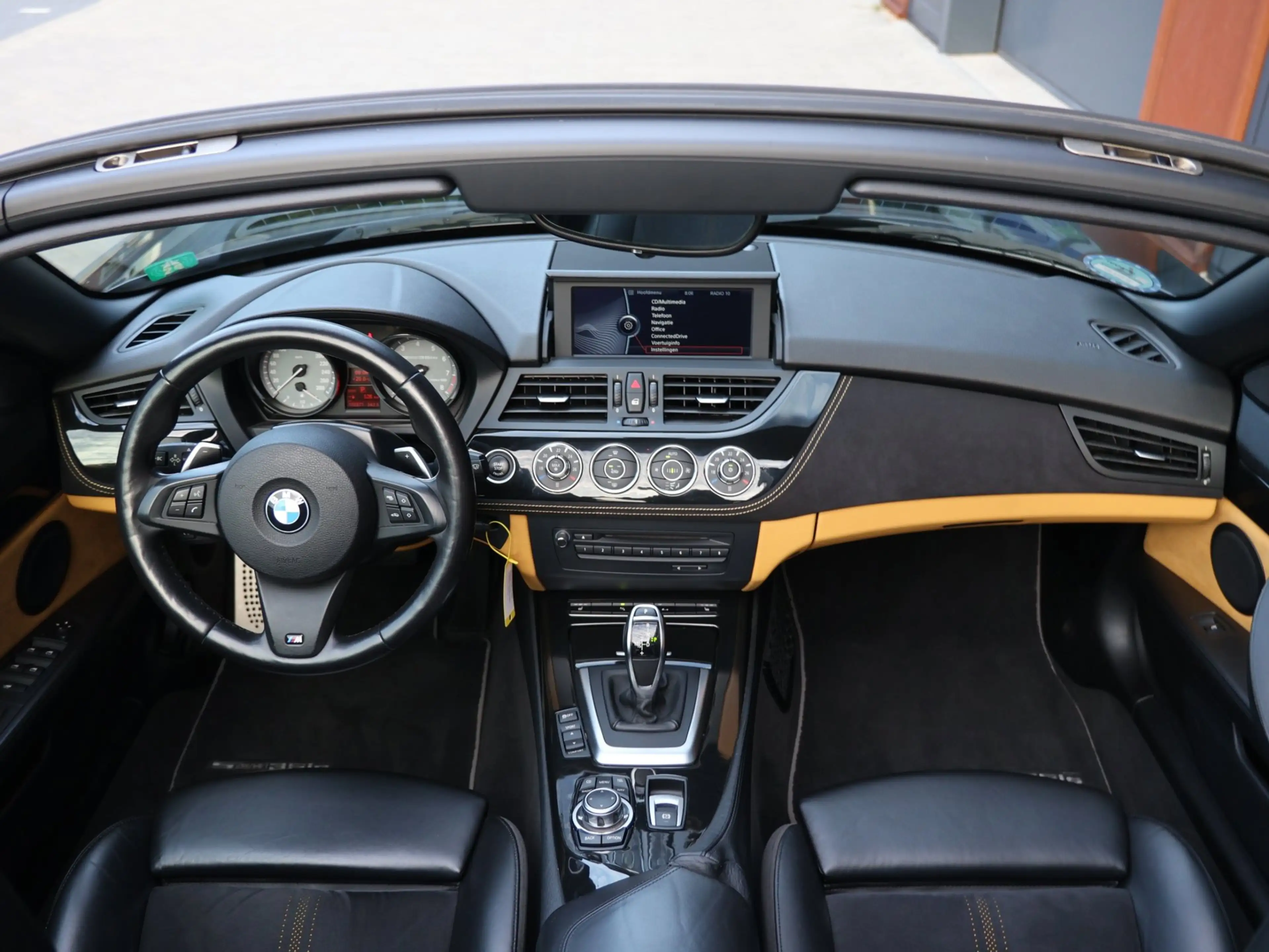 BMW Z4 Roadster SDrive35is Executive | M Sport | CarPlay — photo 3