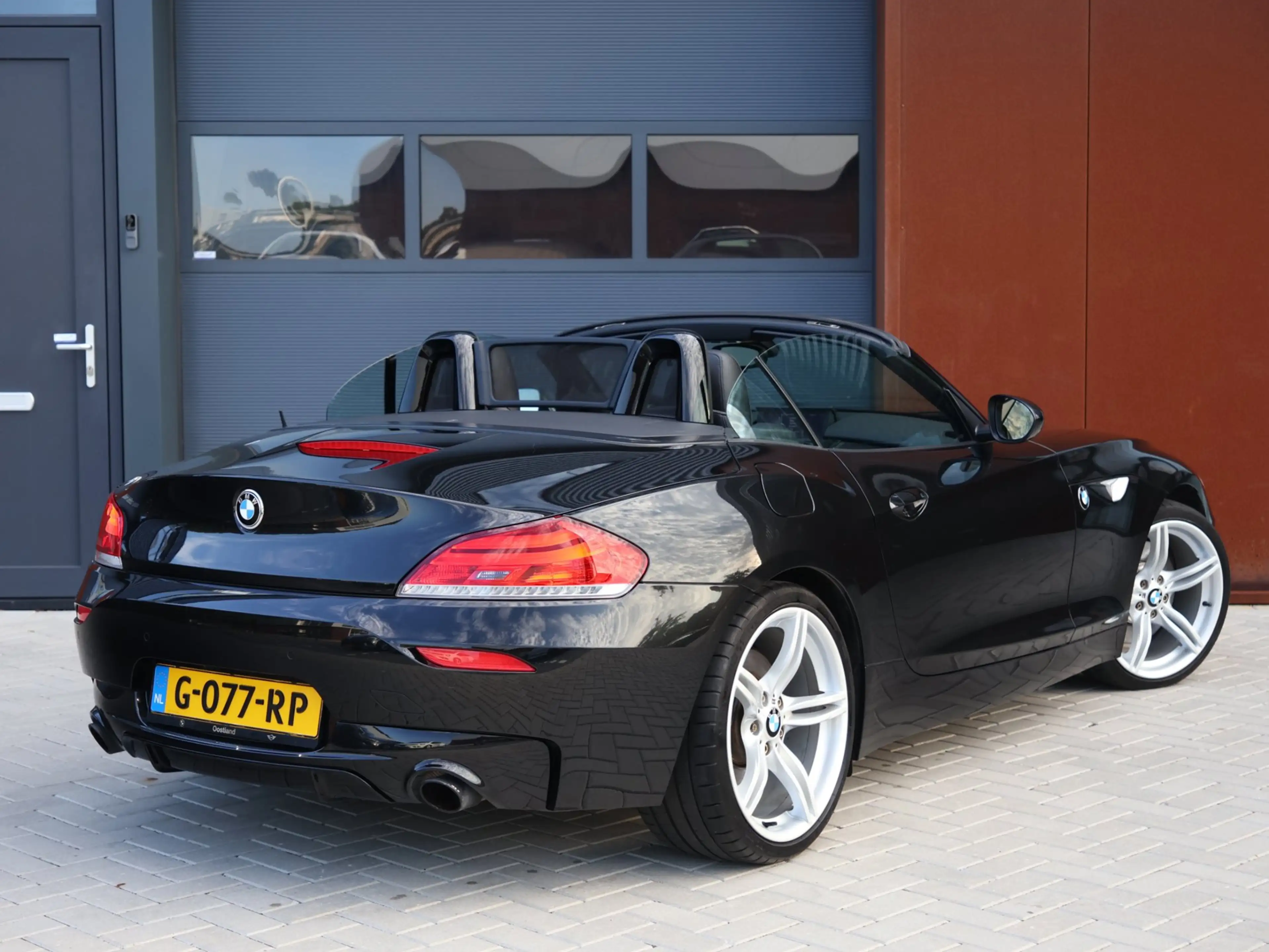 BMW Z4 Roadster SDrive35is Executive | M Sport | CarPlay — photo 2
