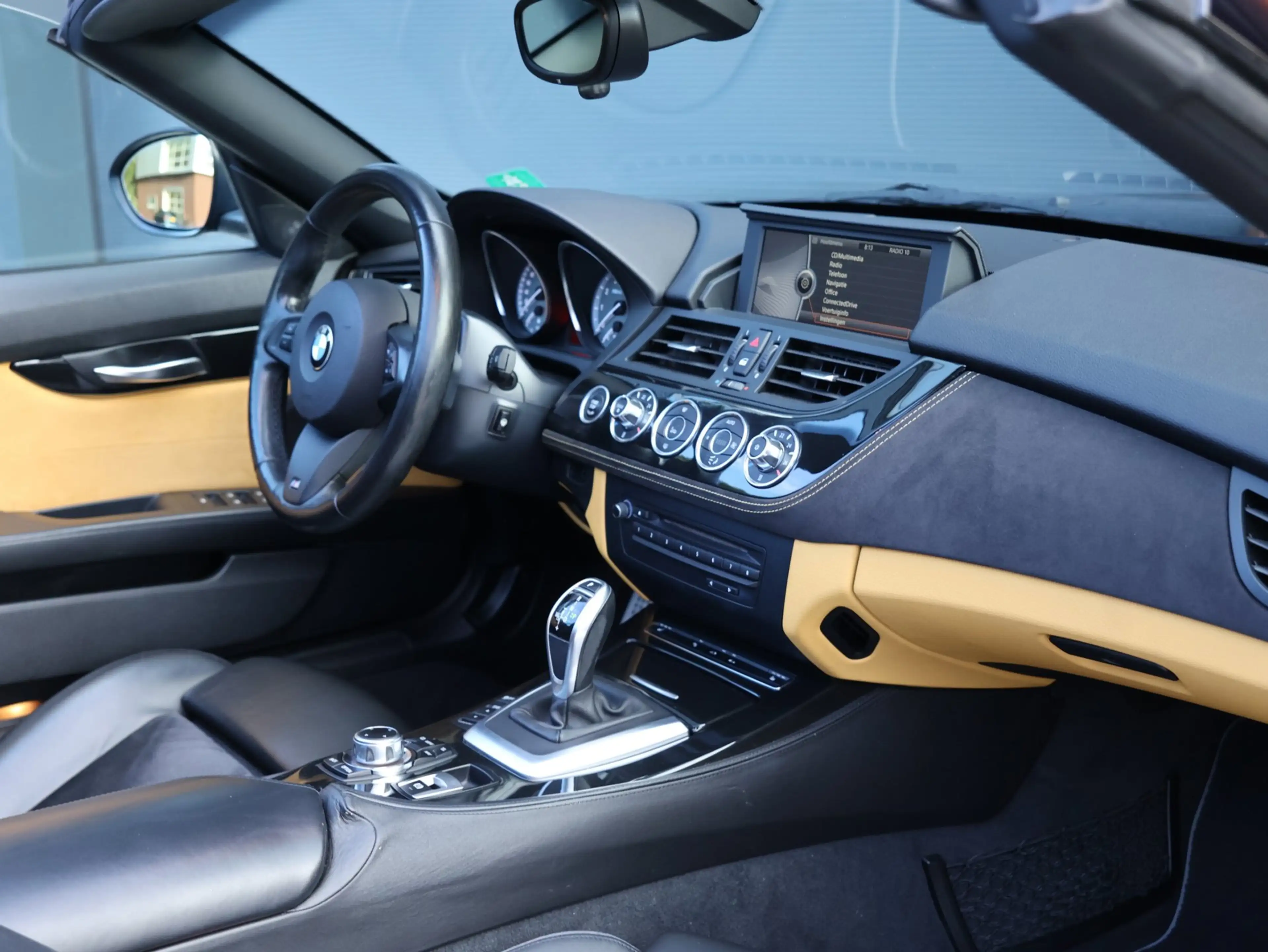 BMW Z4 Roadster SDrive35is Executive | M Sport | CarPlay — photo 43