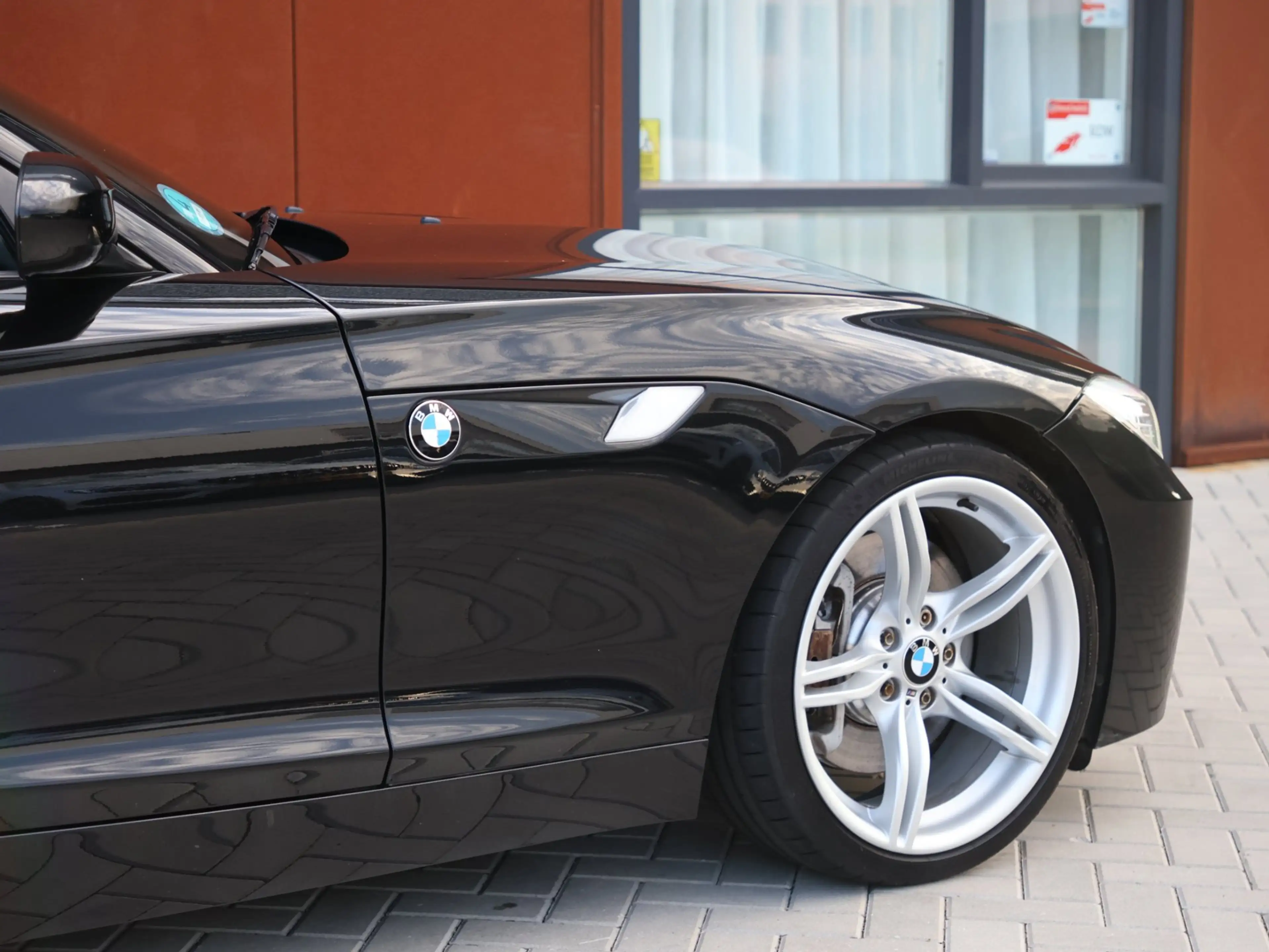 BMW Z4 Roadster SDrive35is Executive | M Sport | CarPlay — photo 40