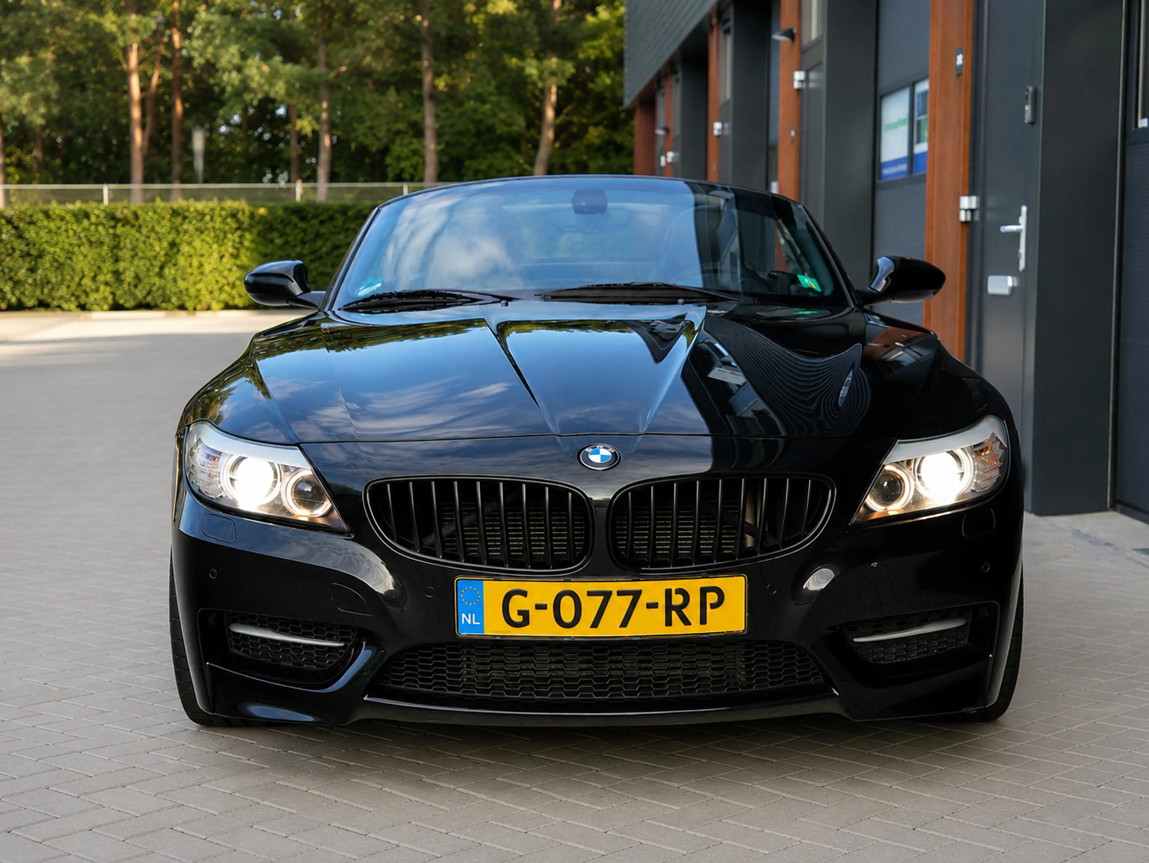 BMW Z4 Roadster SDrive35is Executive | M Sport | CarPlay — photo 8