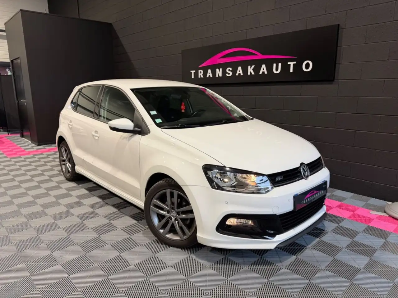 Volkswagen Polo 1.2 TSI 90 BMT R-line