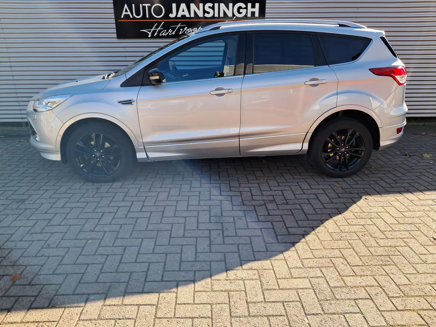 Ford Kuga 1.6 Titanium Plus met 2000kg trekgewicht!! | Stoel Gris - 2