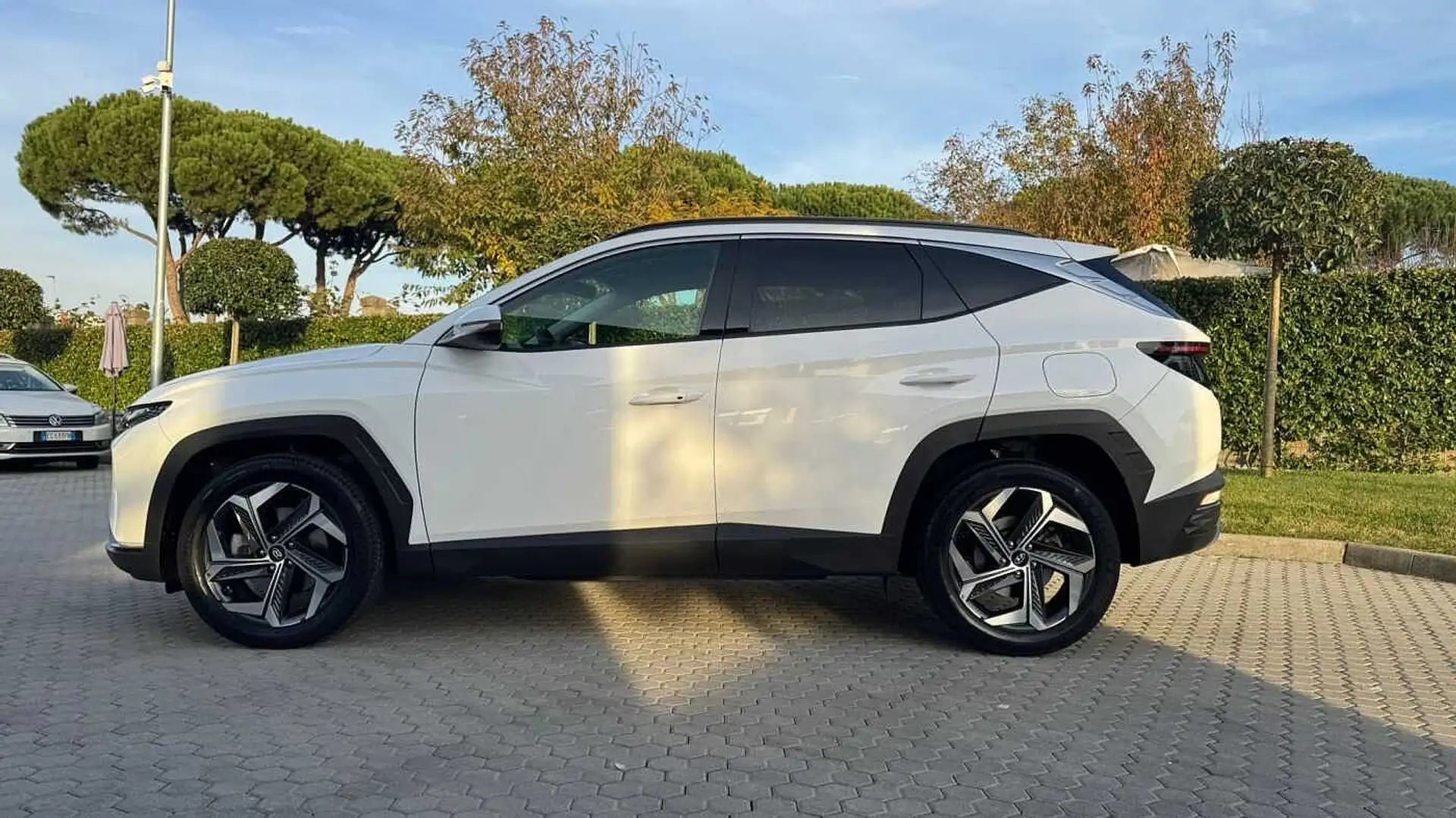 Hyundai TUCSON 3ª serie 1.6 HEV aut. XLine Blanc - 2