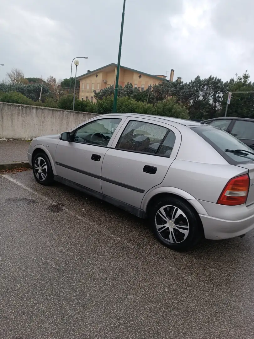 Opel Astra 16V GSi Gris - 2