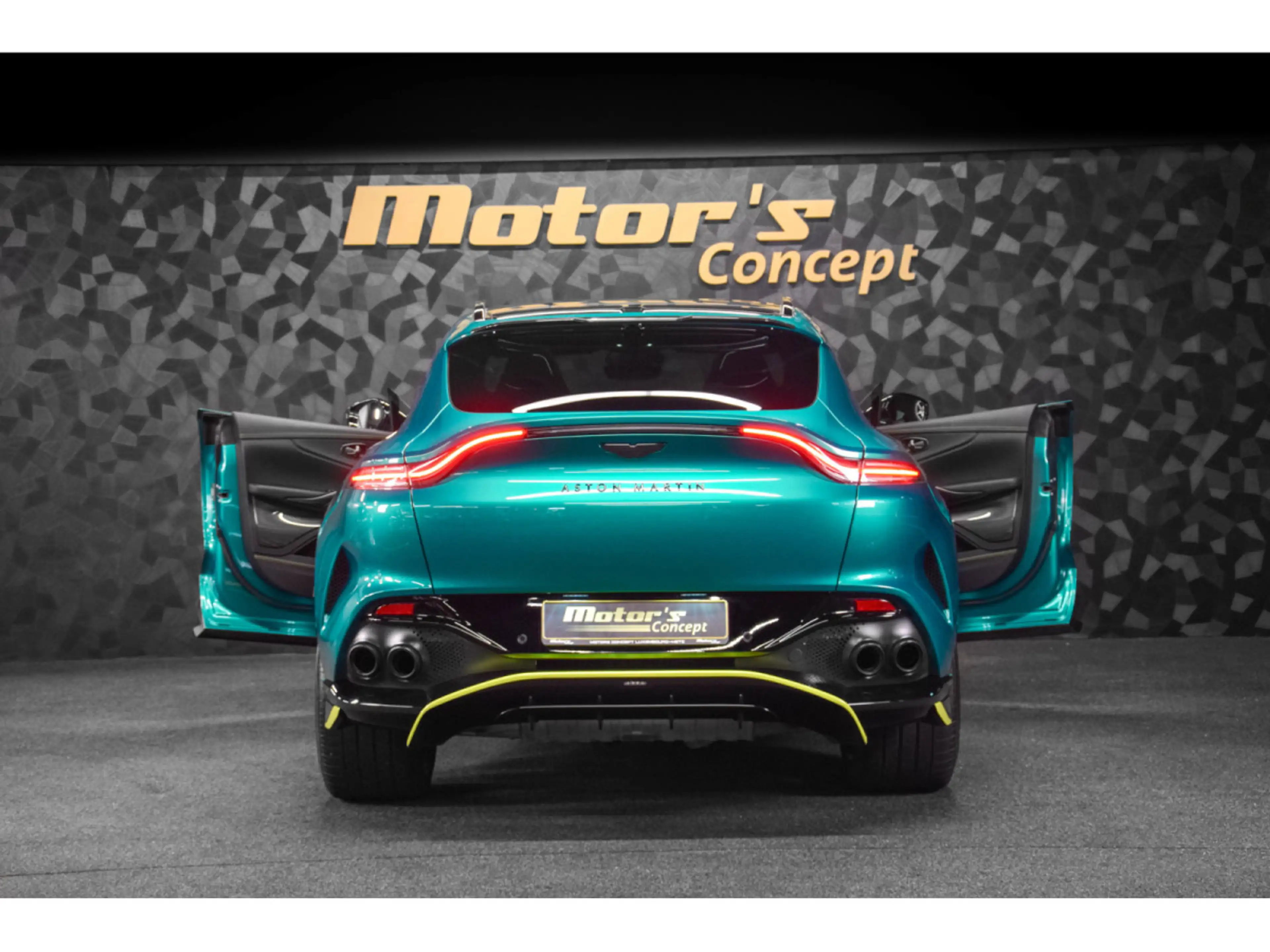 Aston Martin DBX 707 AMR23 4.0 V8 Bi-Turbo — photo 5