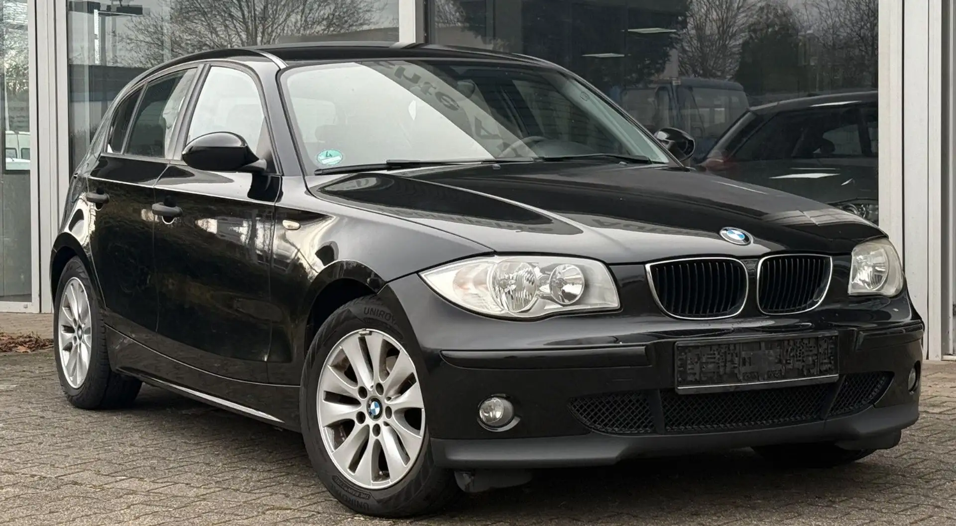 BMW 118 d PDC Sitzheizung TOP Gepflegt Schwarz - 2