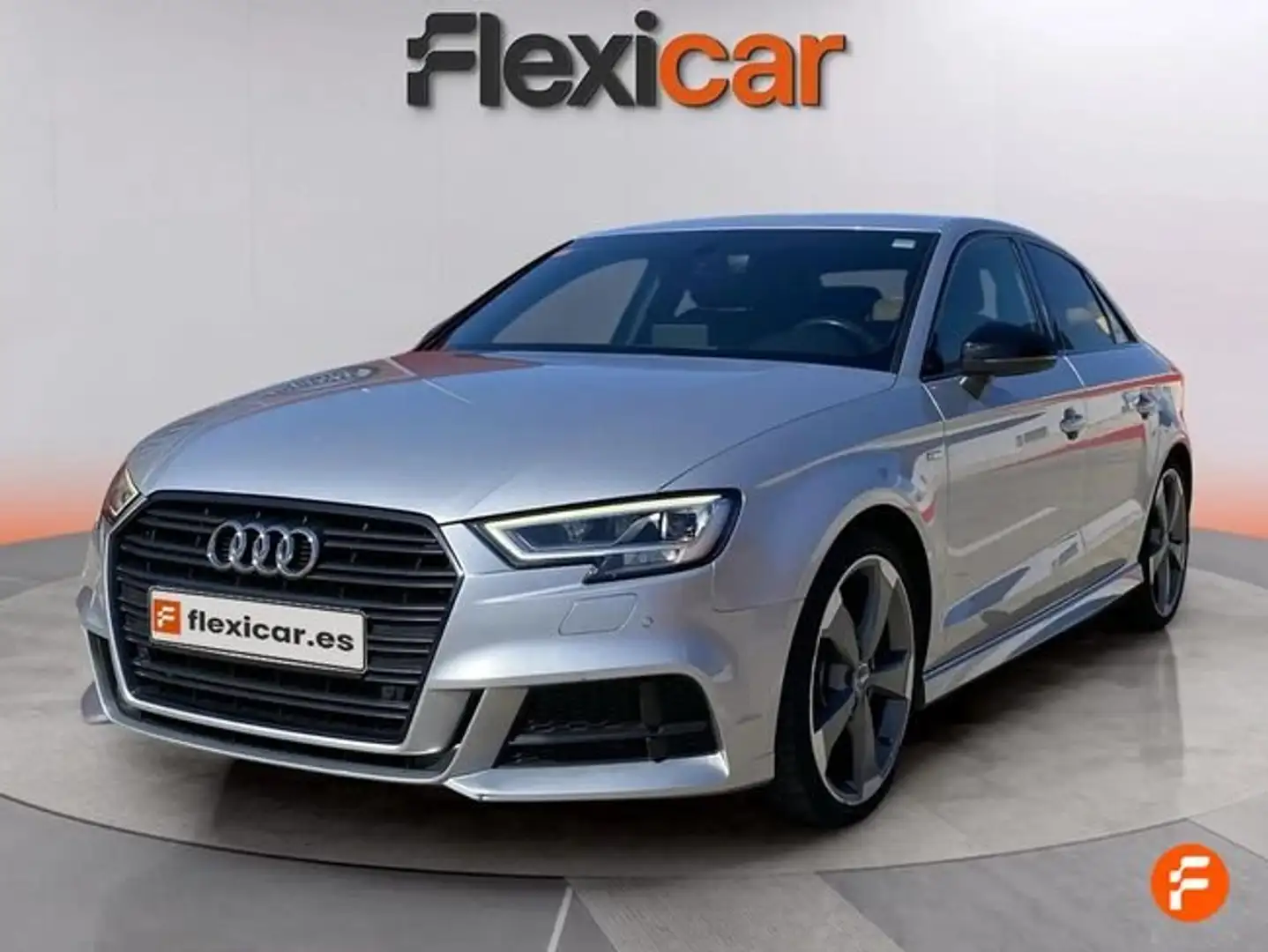 Audi A3 Sedán 35 TDI S tronic 110kW Gris - 2