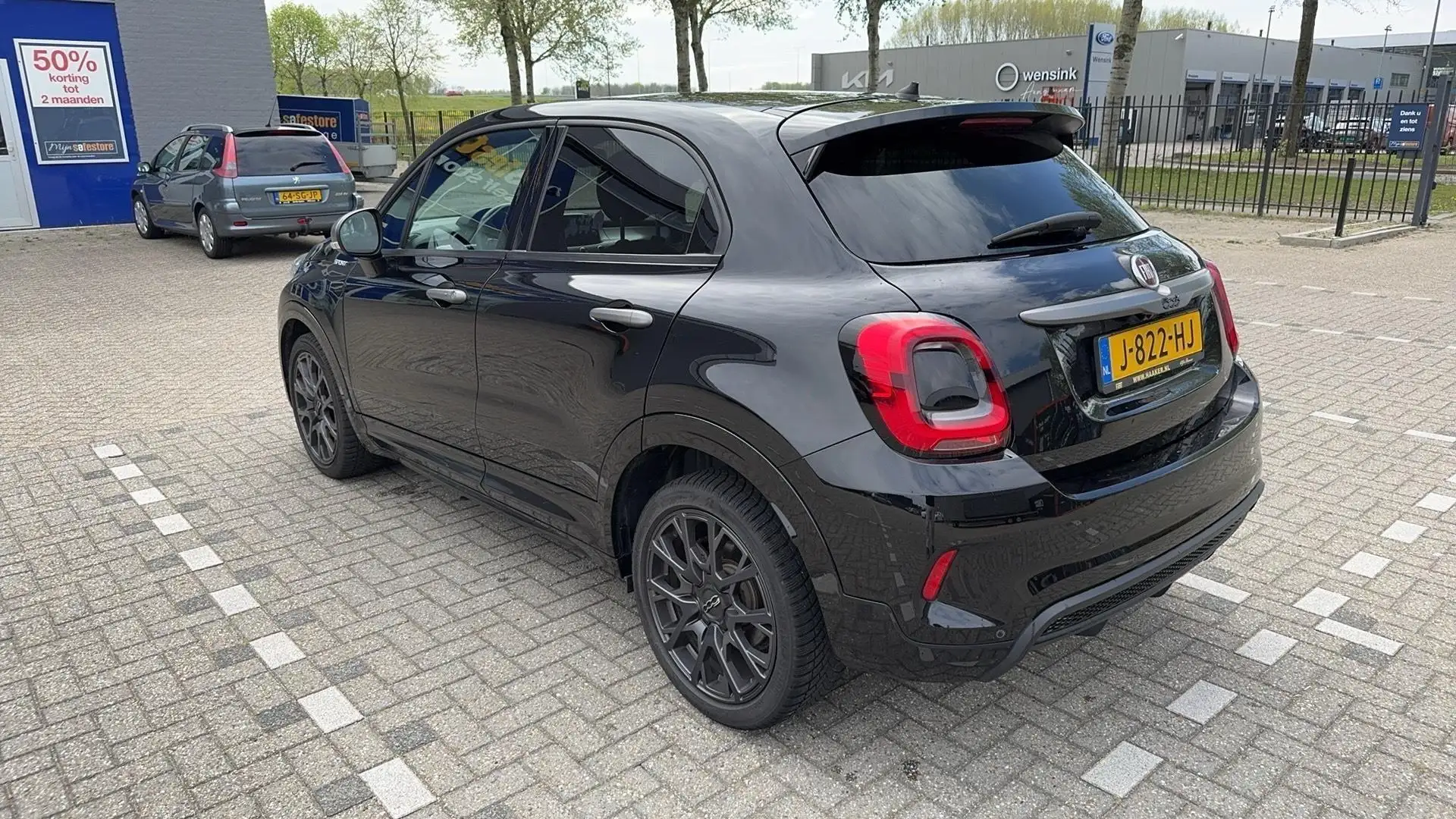 Fiat 500X 1.3 GSE Sport Schwarz - 2