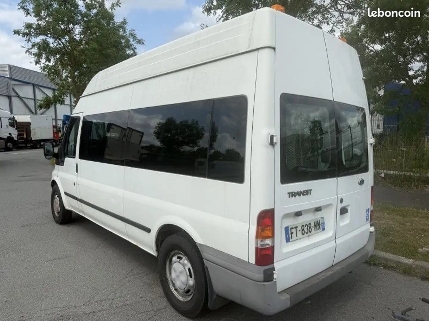 Ford Transit CCB 330M 2.4 TD 90CH EMPATTEMENT 3.5M - 2