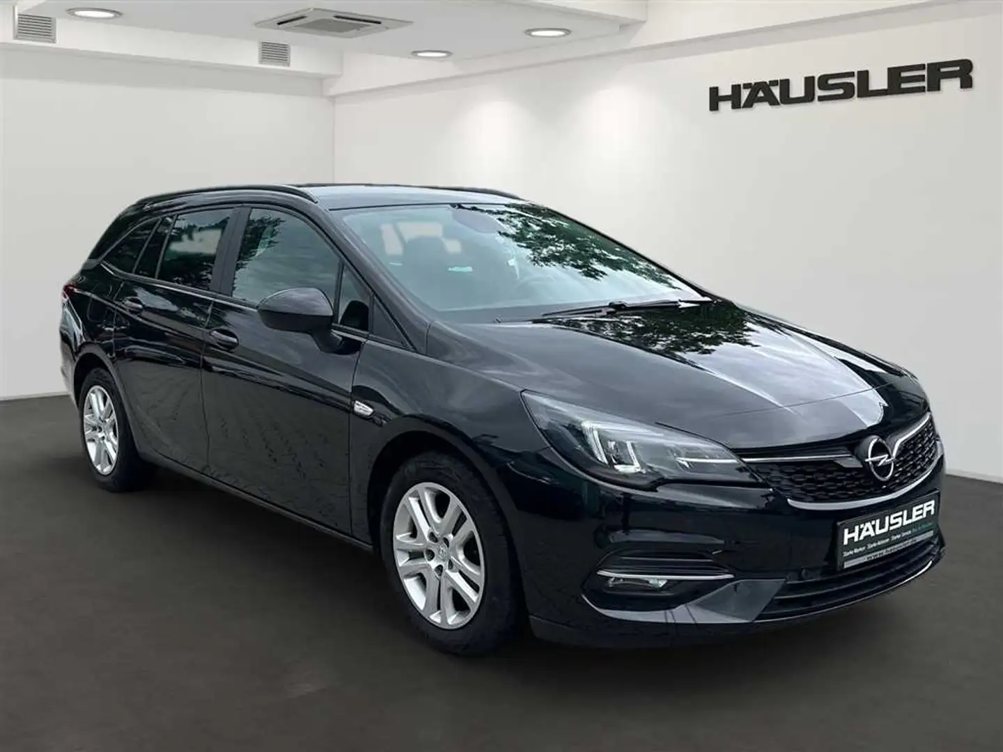 Opel Astra Sports Tourer*Edition*AHK*Navi*LED*PDC*SHZ*DAB*uvm Zwart - 2
