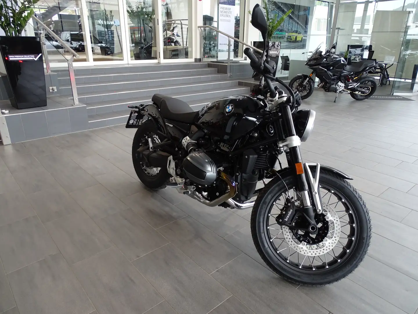 BMW R 12 Чорний - 1