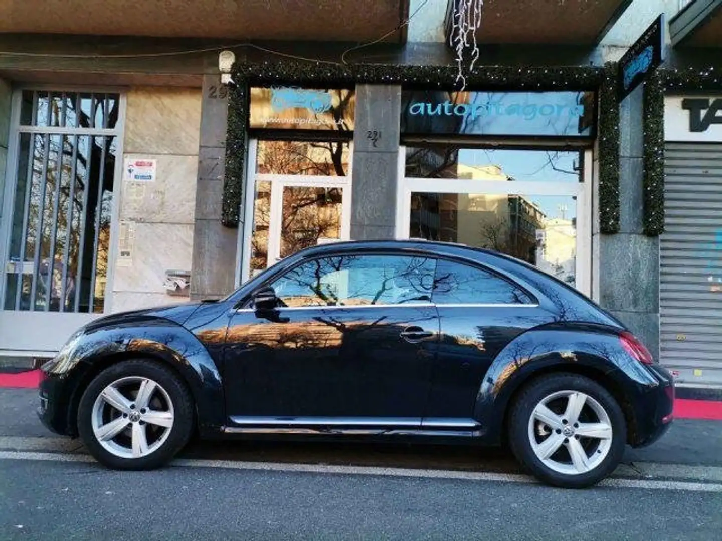 Volkswagen Maggiolino Maggiolino 2.0 tdi bm Sport 150cv Zwart - 1