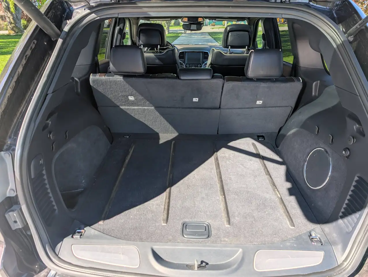 Jeep Grand Cherokee снимка Jeep Grand Cherokee