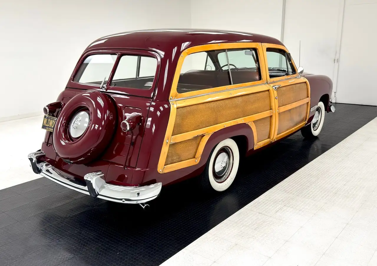 Ford Deluxe Country Squire Woody Station Wagon, foto 5