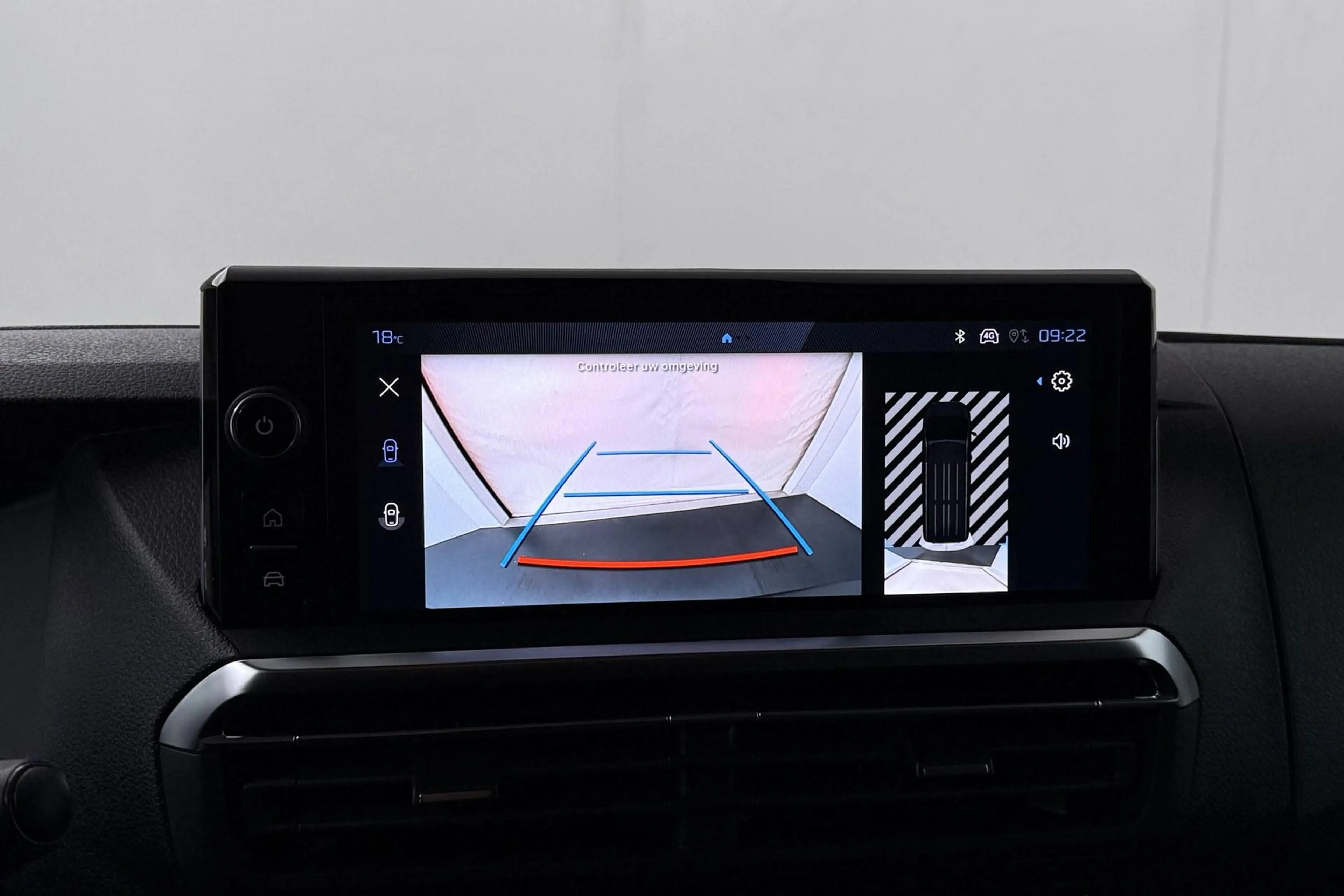 Peugeot e-Expert EV L2 75 kWh — photo 14