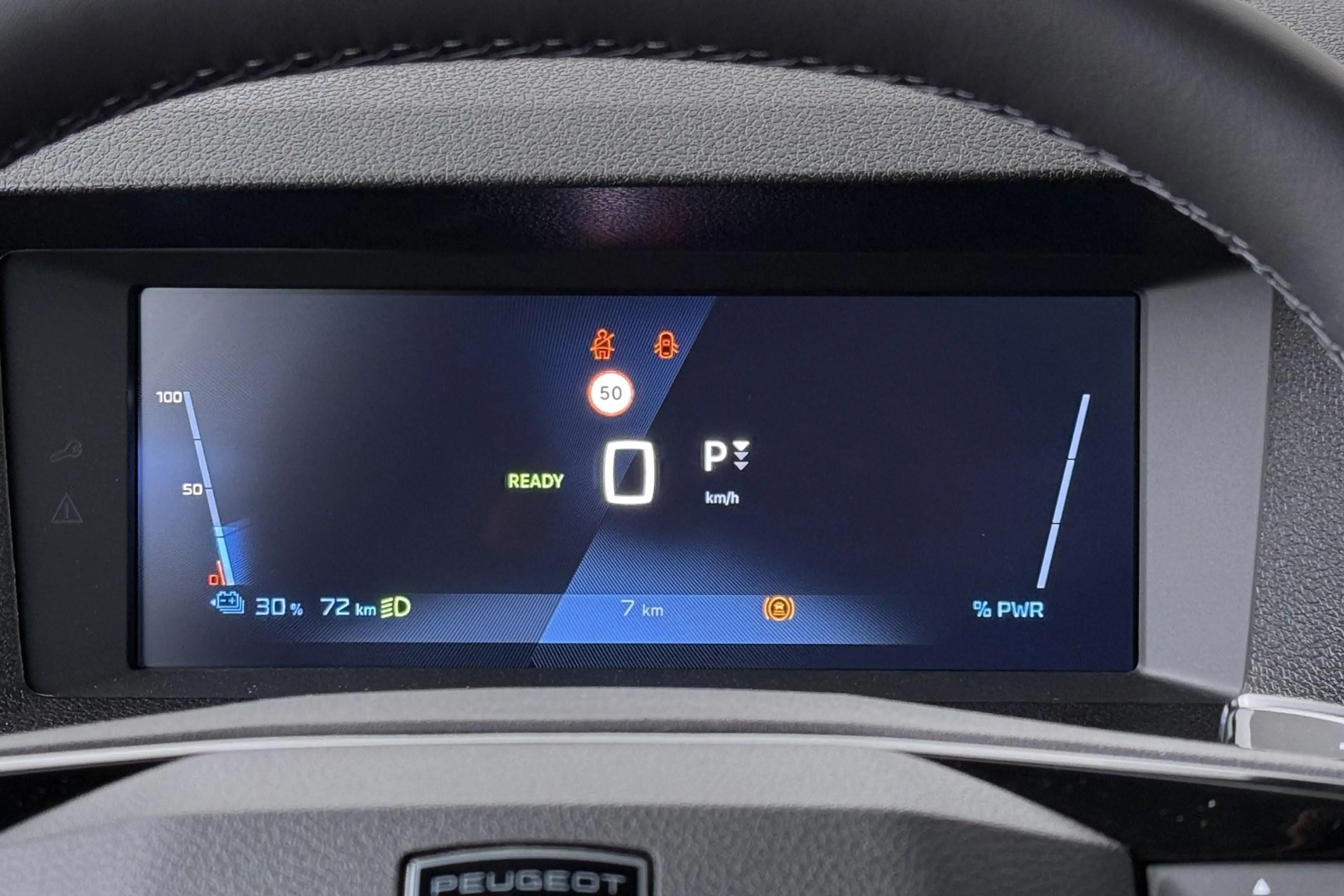 Peugeot e-Expert EV L2 75 kWh — photo 11