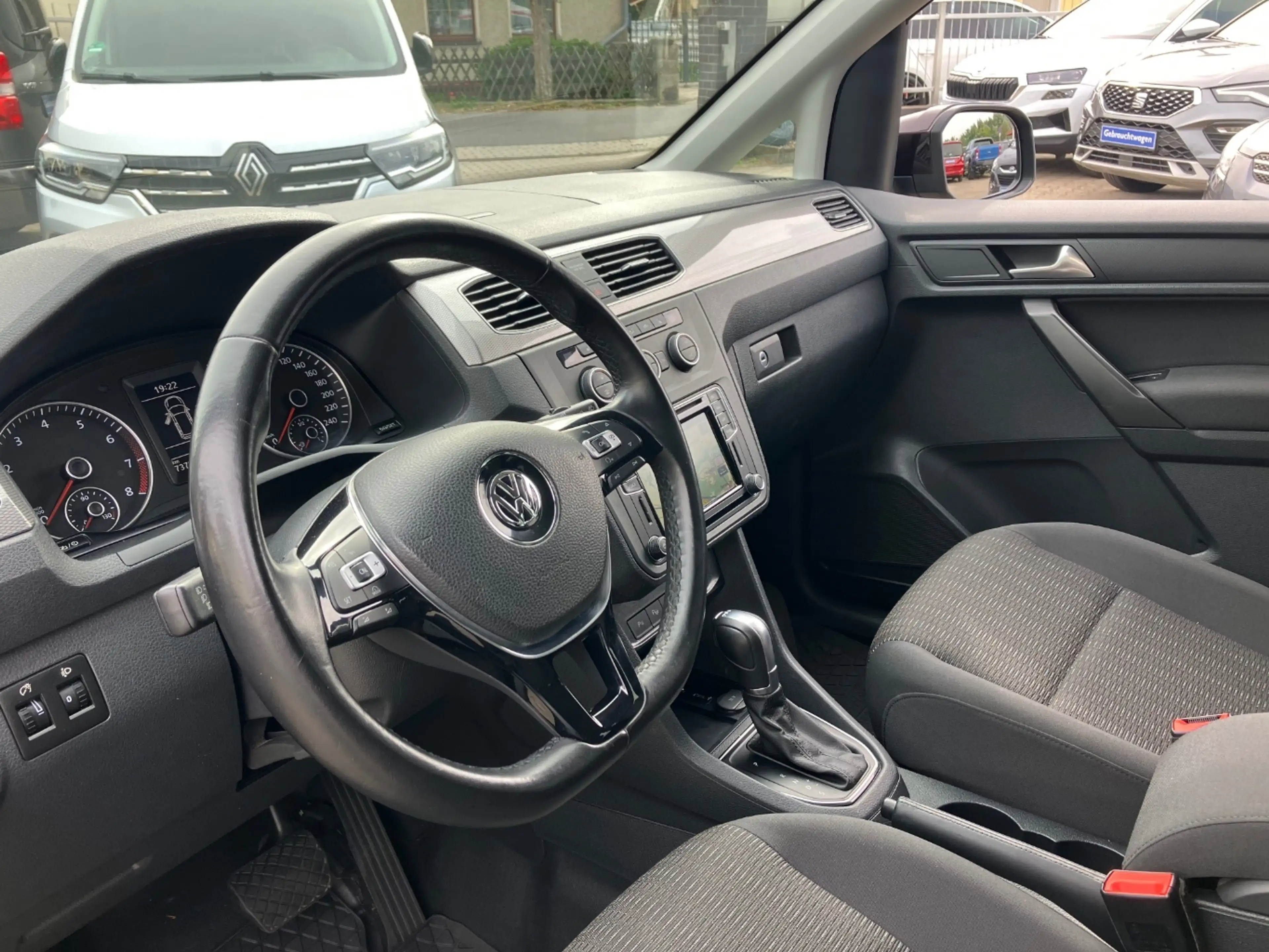 Volkswagen Caddy 1.4 TSI Comfortl. DSG ParkAssist Kamera — photo 7