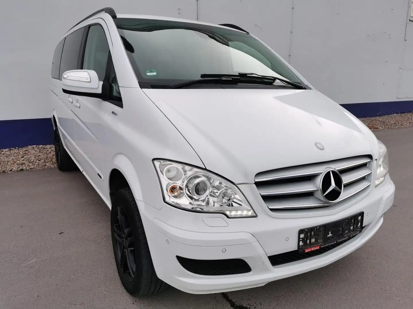 Mercedes-Benz Viano 2.2 CDI 4M Trend Ed. lg+8-Sitze+Bi Xenon+AHZV+ Blanc - 2