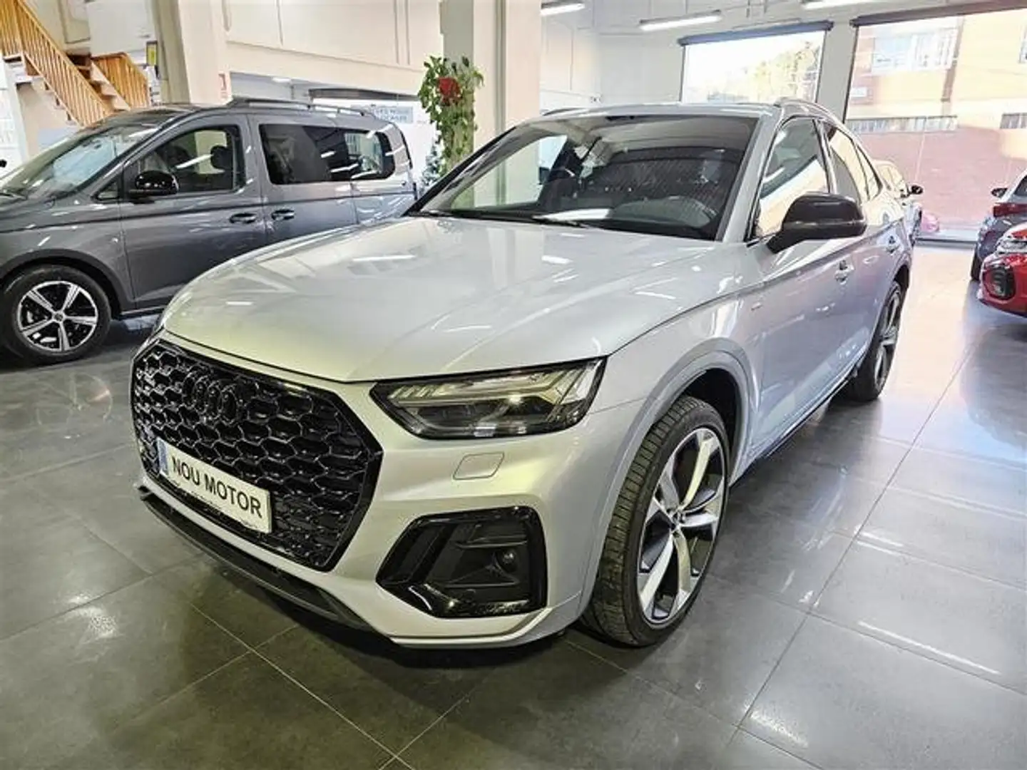 Audi Q5 Sportback 40 TDI quattro-ultra Black line S tronic Gris - 1
