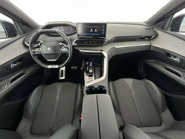 Peugeot 3008 view 6