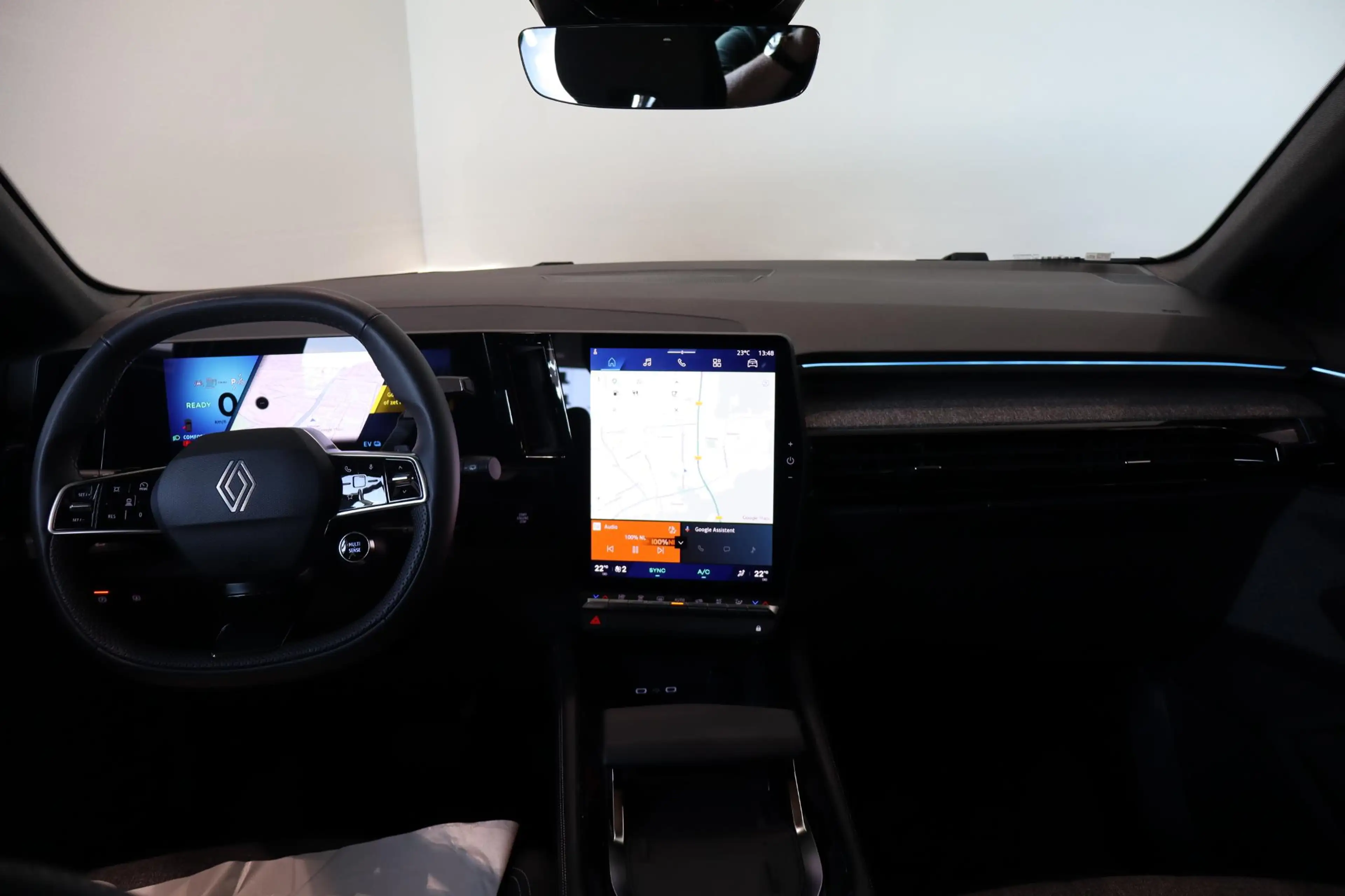 Renault Espace E-Tech full hybrid 200 techno 7p. — photo 3