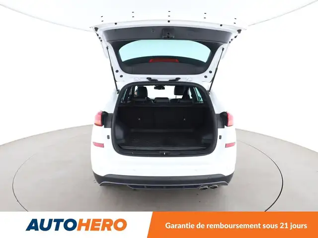 Hyundai Tucson view 16