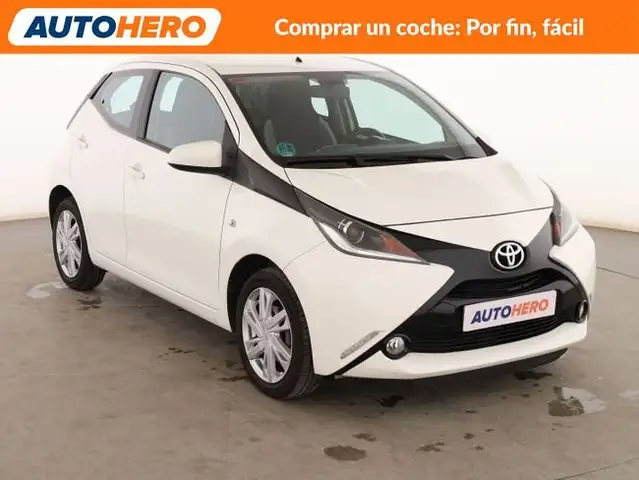 Toyota Aygo view 8