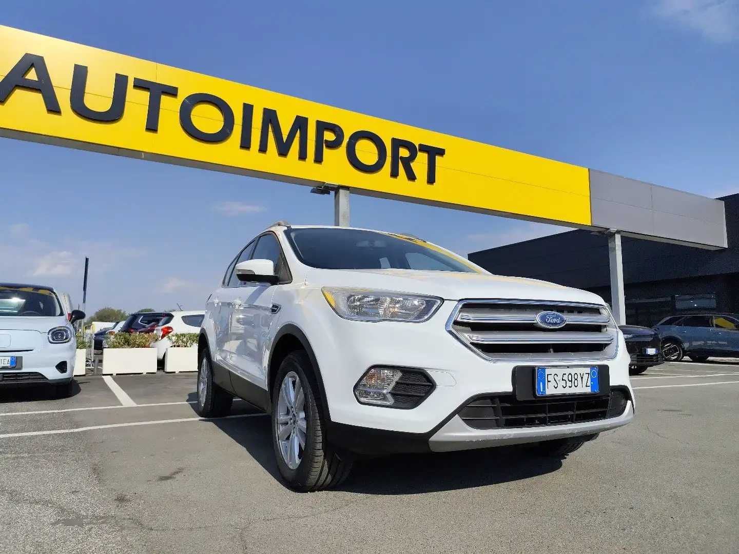 Ford Kuga 1.5 TDCI 120 CV S&S 2WD ST-Line Bianco - 2