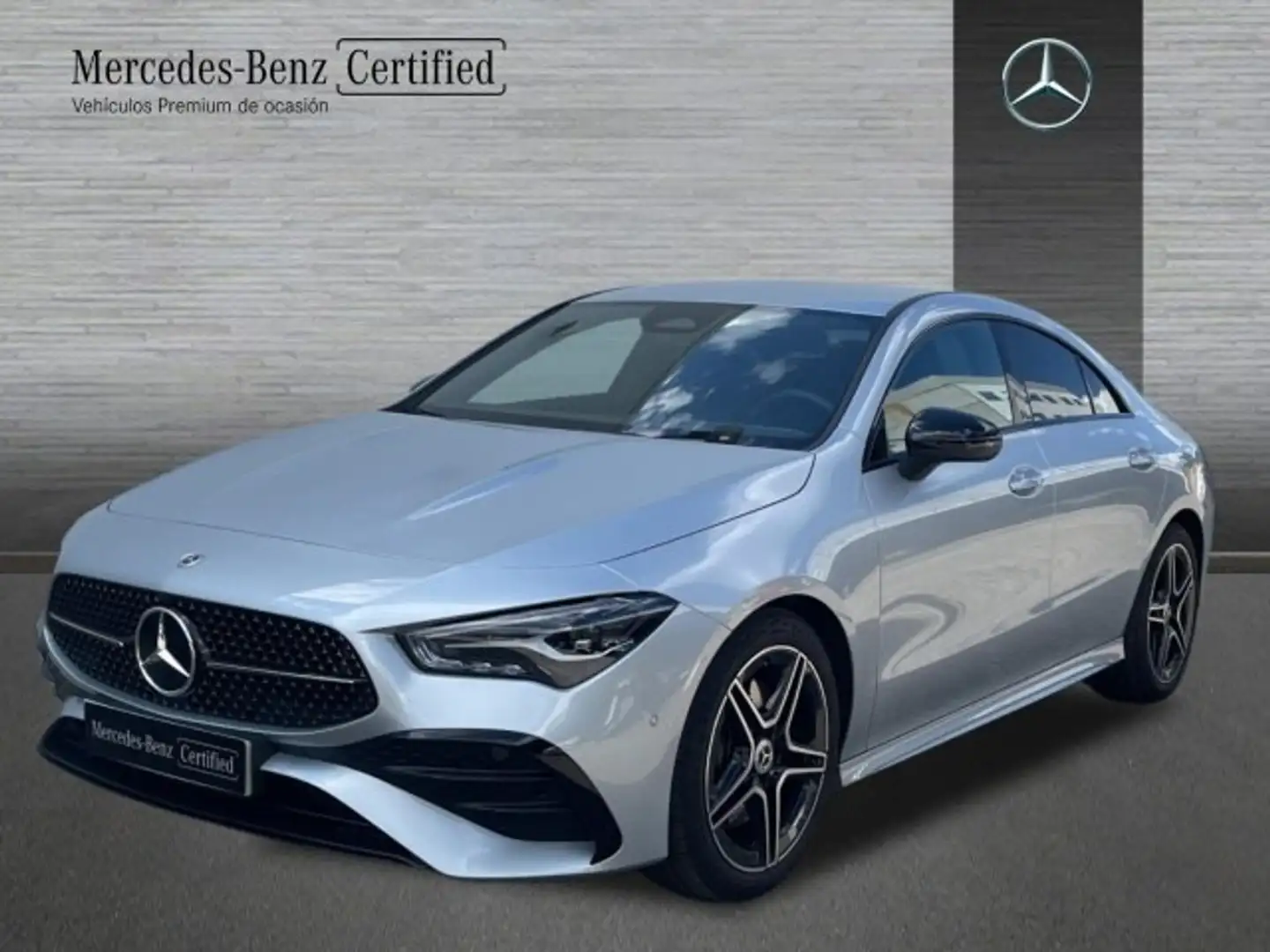 Mercedes-Benz CLA 200 Coupé - 1