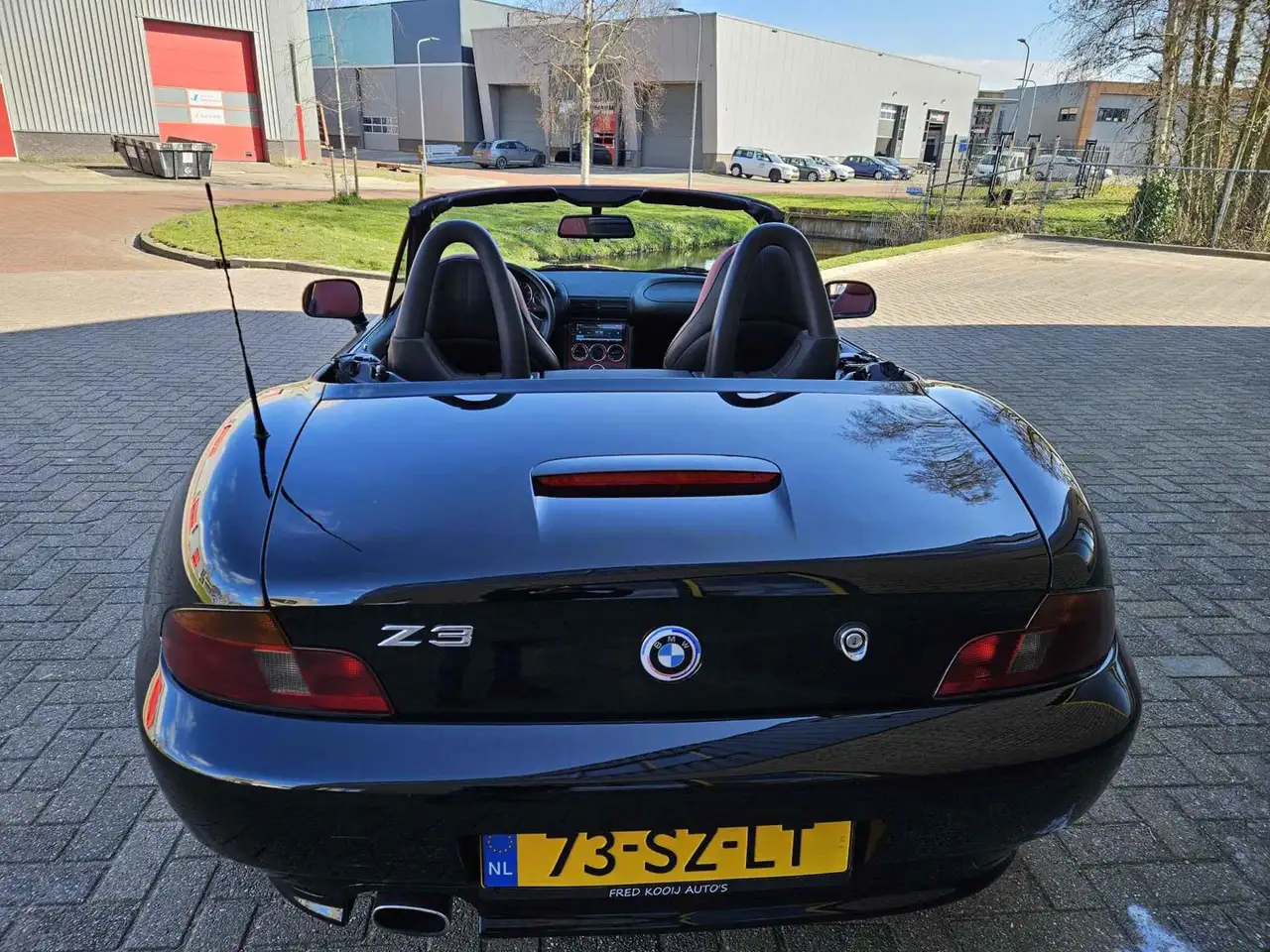 BMW Z3 1.9, foto 2
