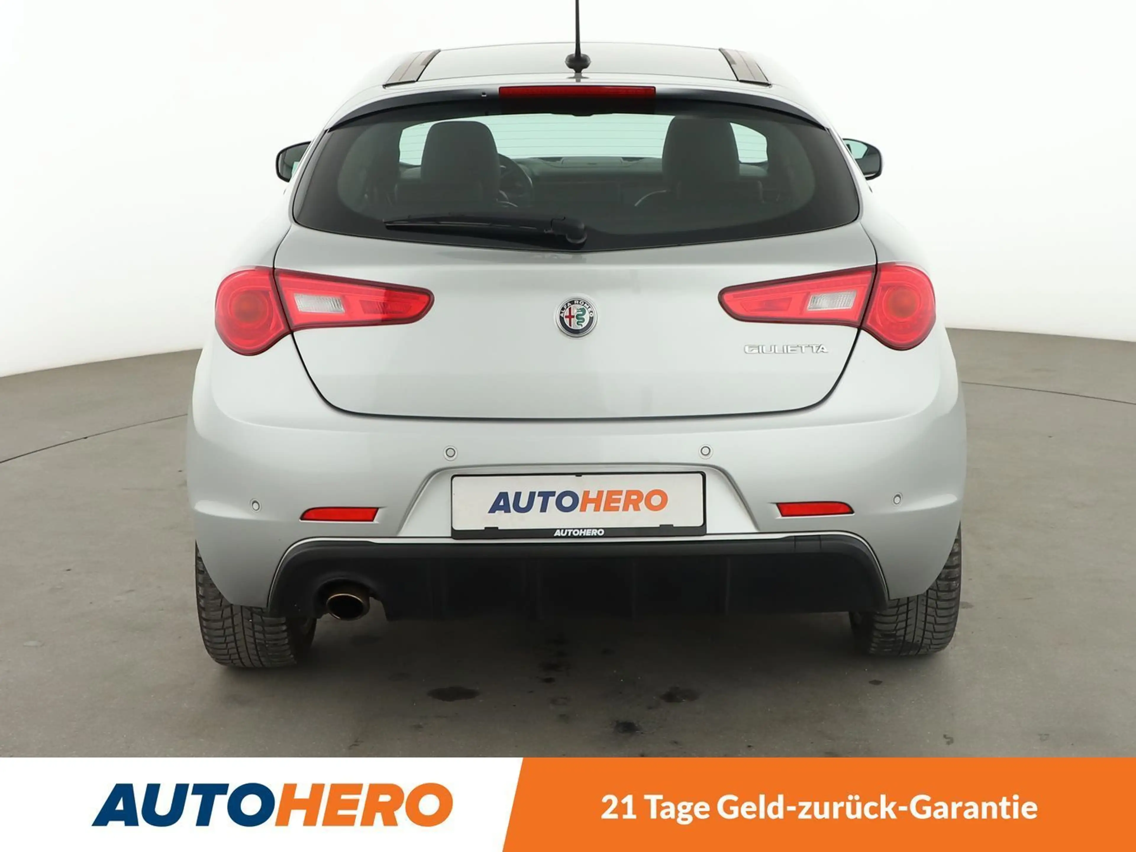 Alfa Romeo Giulietta 1.4 Turbo Super*NAVI*XENON*TEMPO*PDC*SHZ* — photo 5