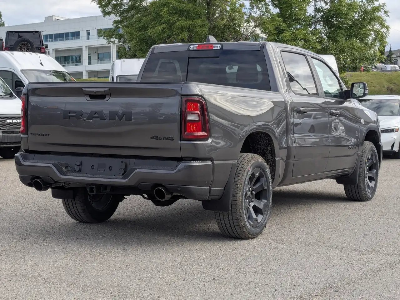 RAM 1500 снимка RAM 1500
