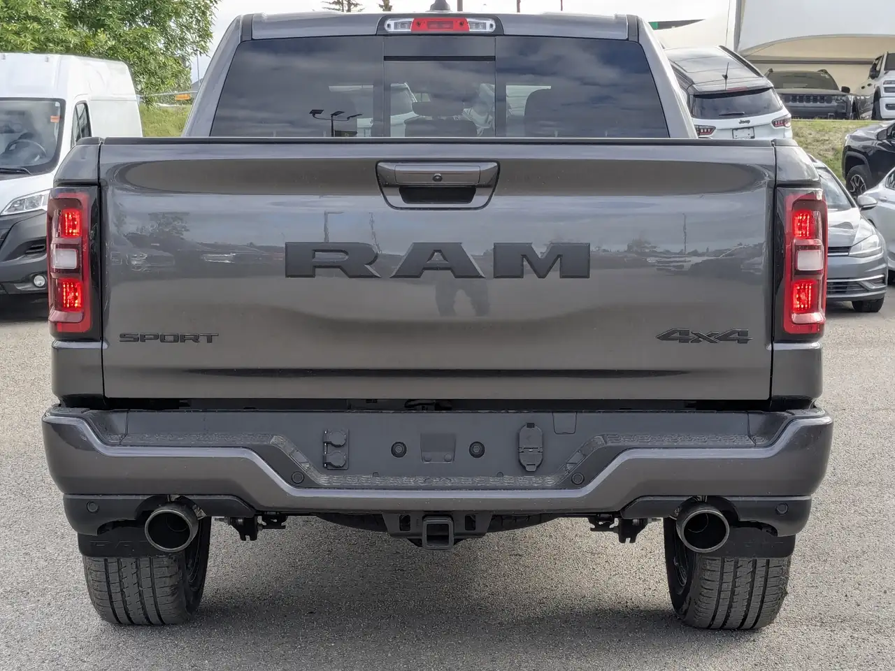 RAM 1500 снимка RAM 1500