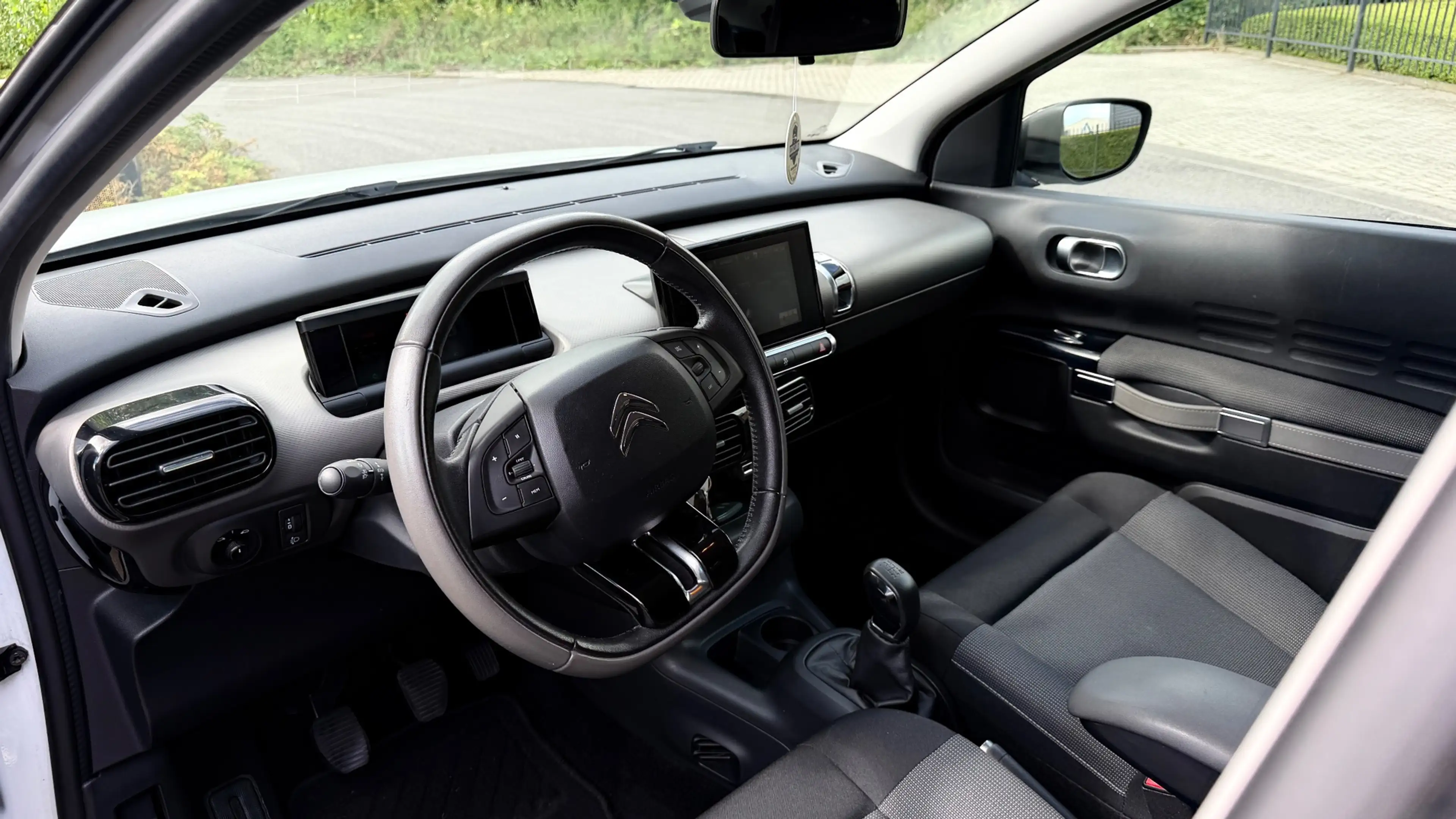 Citroen C4 Cactus 1.2 Business Airco/Ecc Navigatie Trekhaak Pdc — photo 2