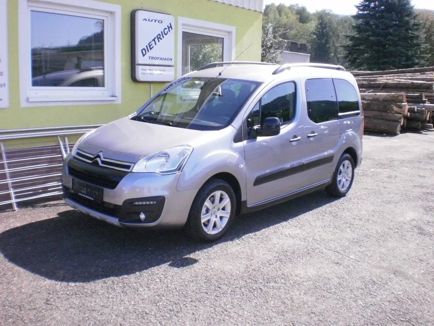 Citroen Berlingo Berlingo Multispace BlueHDi 100 Flash Flash Grau - 1