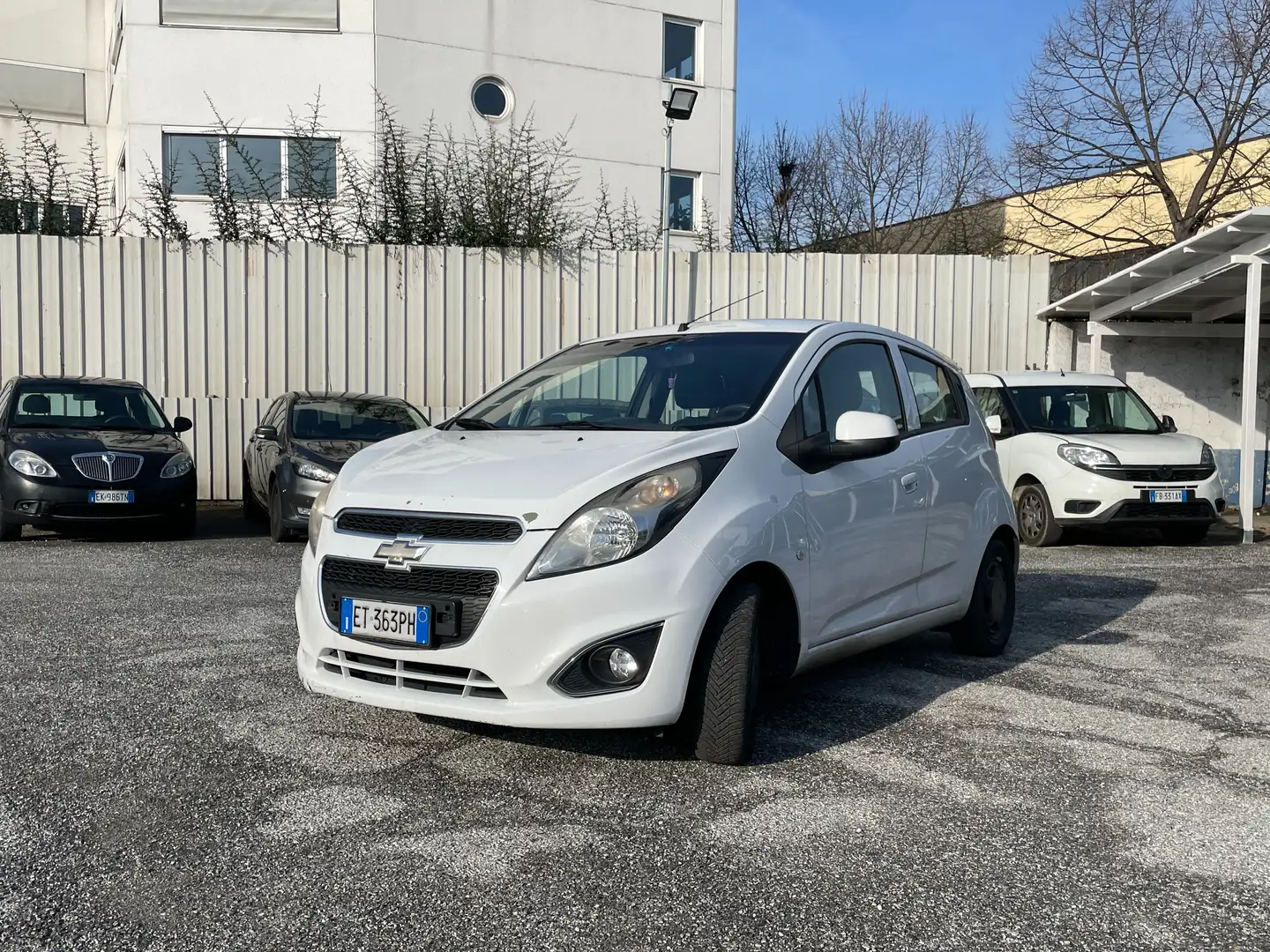 Chevrolet Spark 1.0 LT Gpl 68CV / IDEALE NEOPATENTATI Bianco - 2