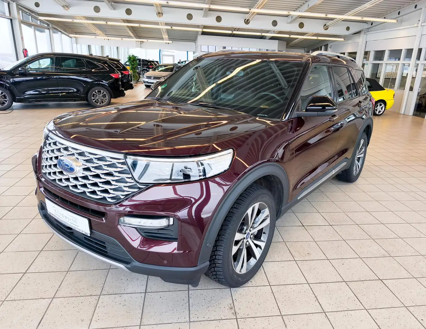 Ford Explorer Platinum Autom. 4x4 Plug-in Hybrid Rot - 2
