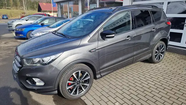 Ford Kuga ST-Line Allrad 4x4 AHK