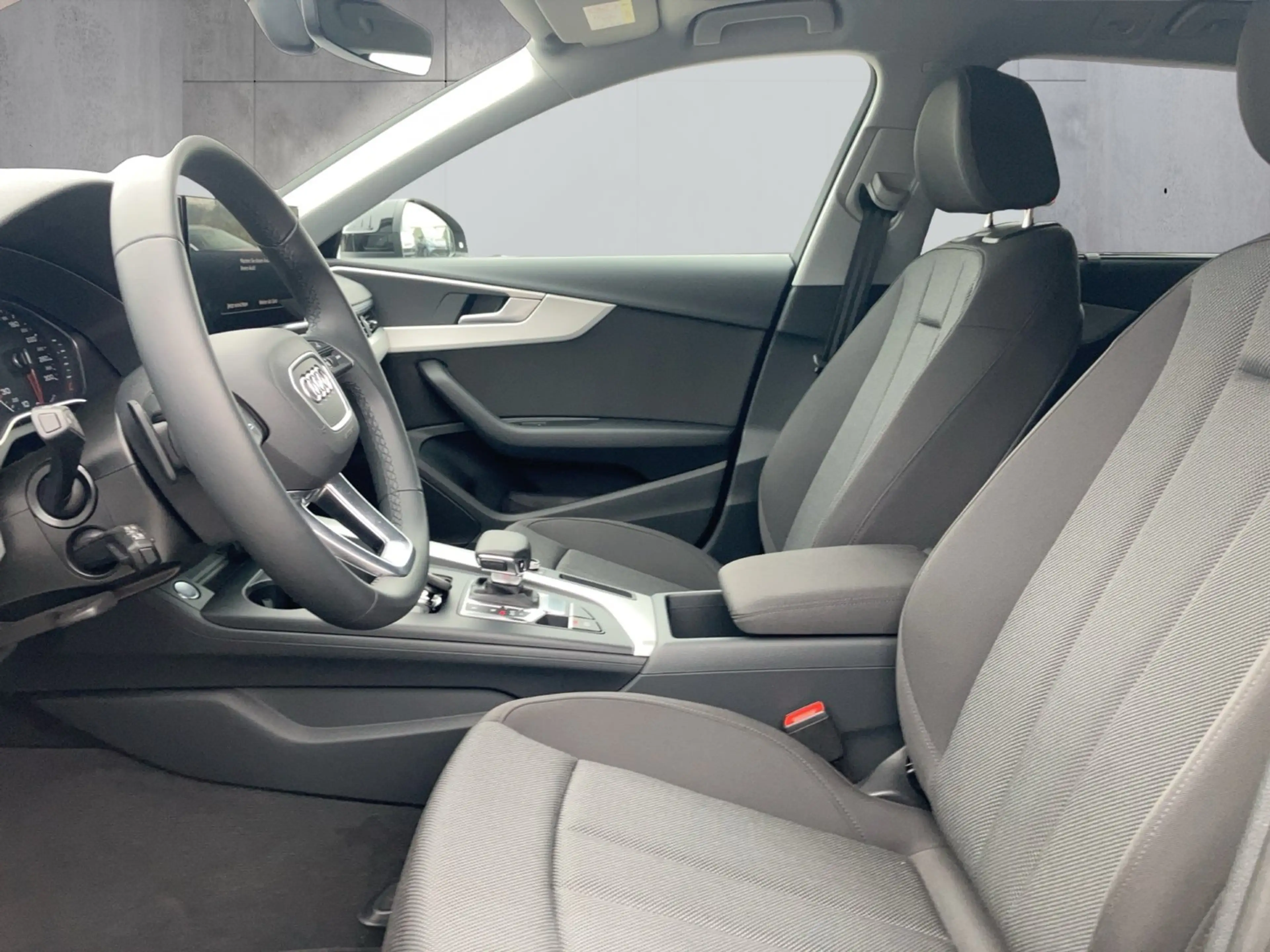 Audi A4 35 TDI advanced — photo 10