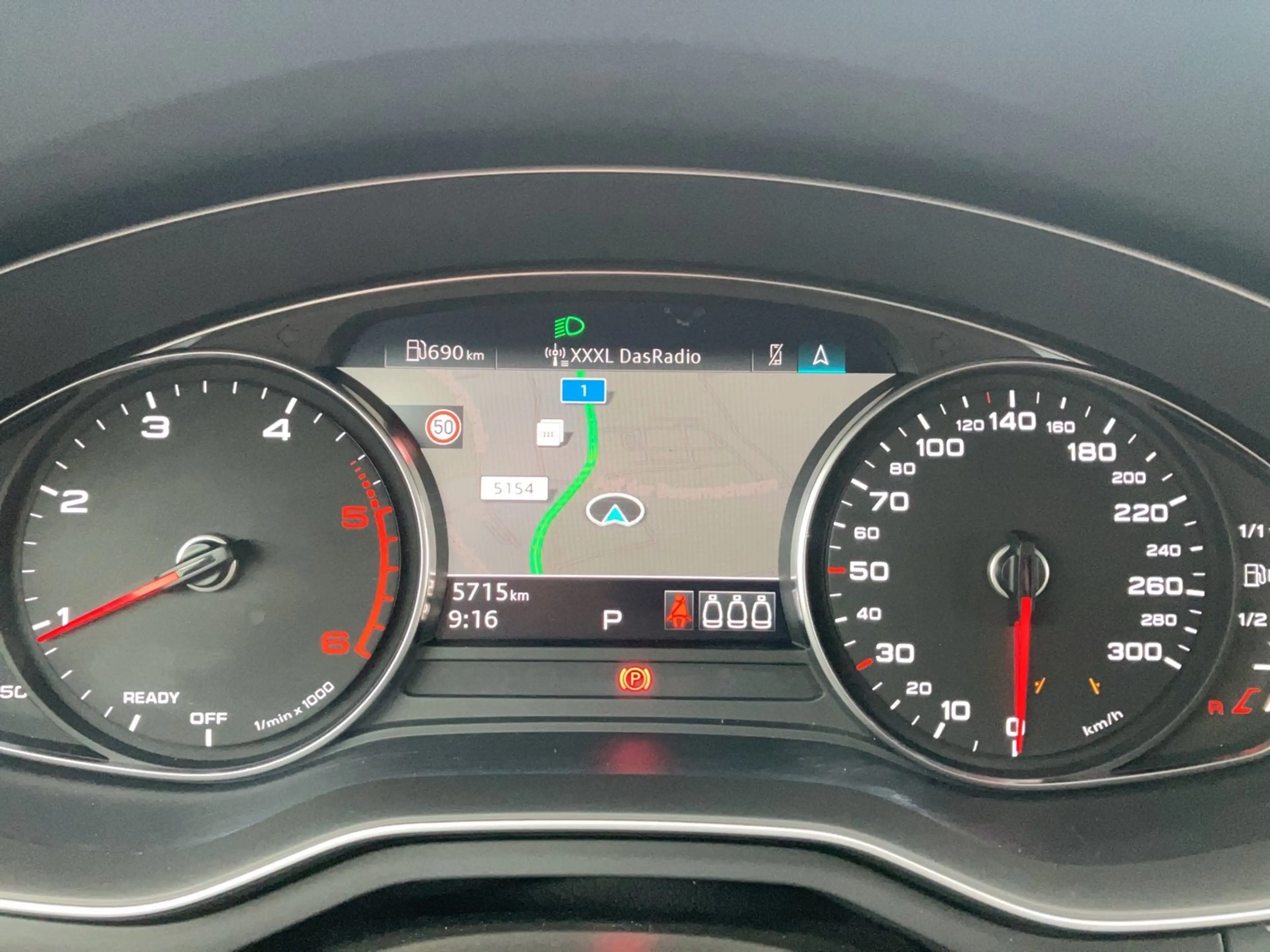 Audi A4 35 TDI advanced — photo 15