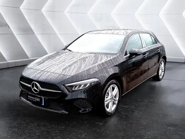 Mercedes-Benz A 250 A 250 e Automatic Plug-in hybrid Advanced Progres