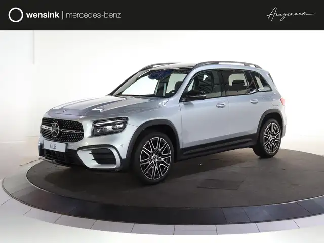 Mercedes-Benz GLB 180 Business Solution AMG | AMG Line Plus pakket | Pan