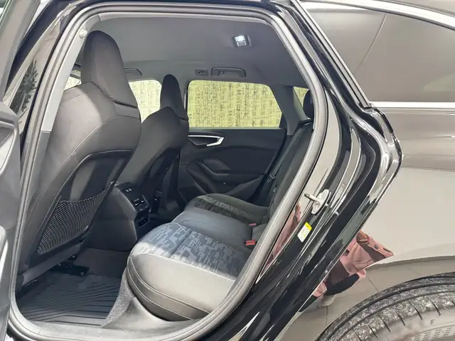 Audi A5 view 11