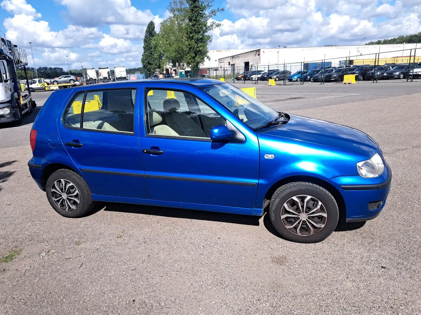 Volkswagen Polo Edition - 1